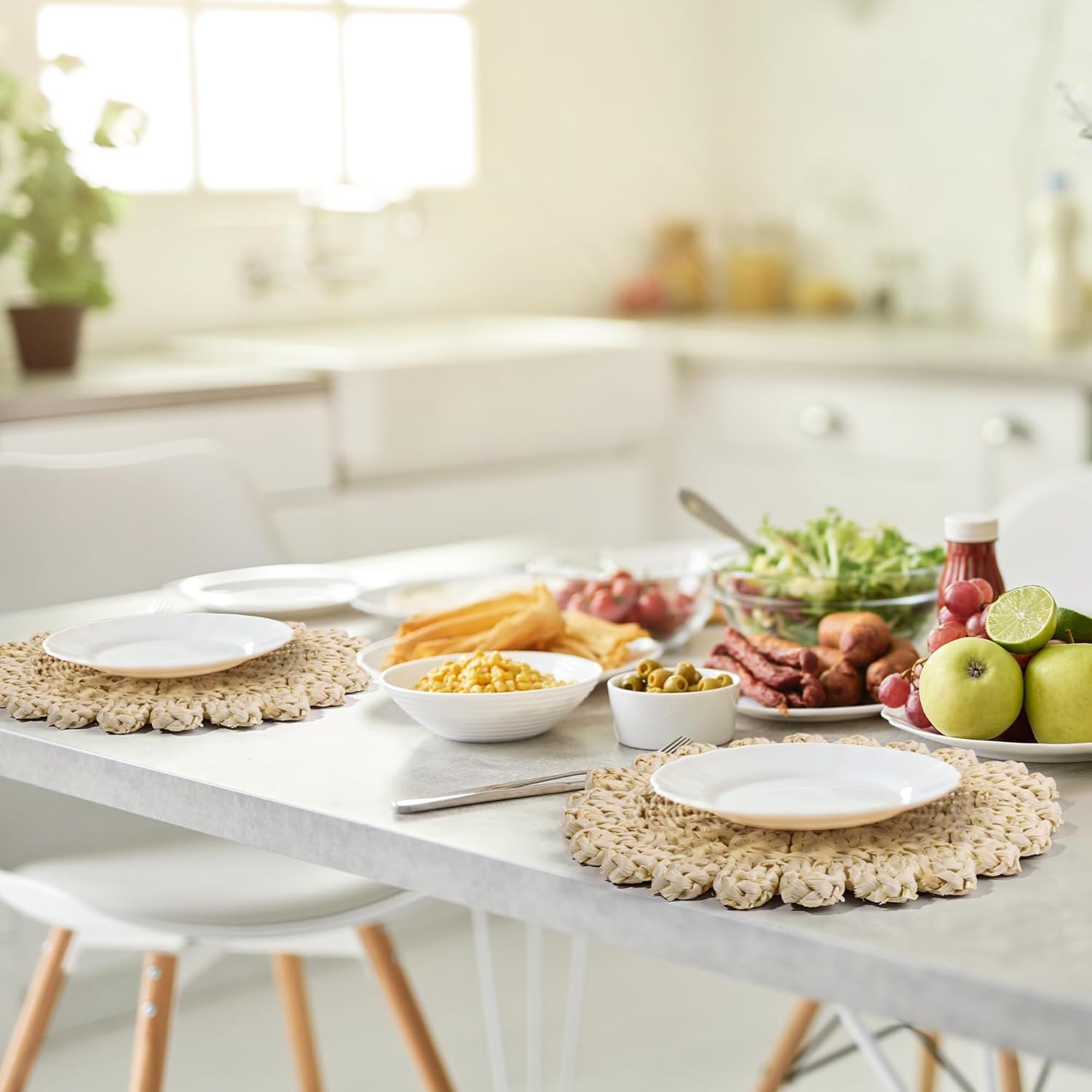 Kochorie 11.8 Inch Round Woven Placemats Set of 12 Handmade Corn Husk Placemats Natural Boho Rattan Woven Placemat Table Wicker Placemat for Farmhouse Spring Home Table