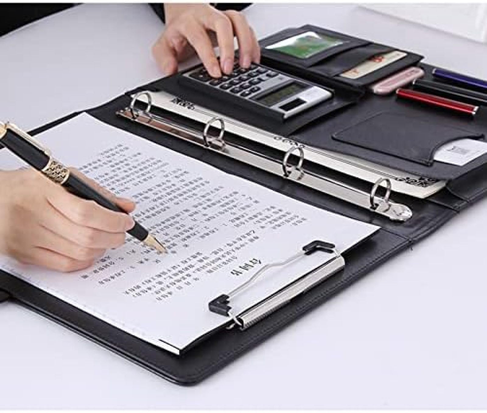 Cartella da Lavoro con 4 Raccoglitori Ad Anelli, Cartella in Pelle, Blocco Note con Calcolatrice Solare, Organizer per Portfolio, per Interviste, Conferenze E Presentazioni,Marrone,Picturesque234