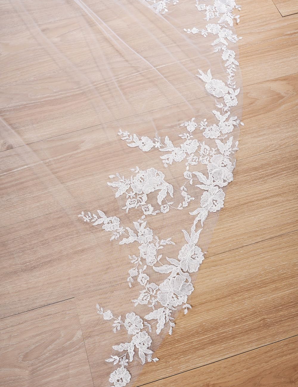 EllieWely Lange 1 Tier Spitze Hochzeit Brautschleier mit Metall Kamm F10, Elfenbein, Cathedral length 118"