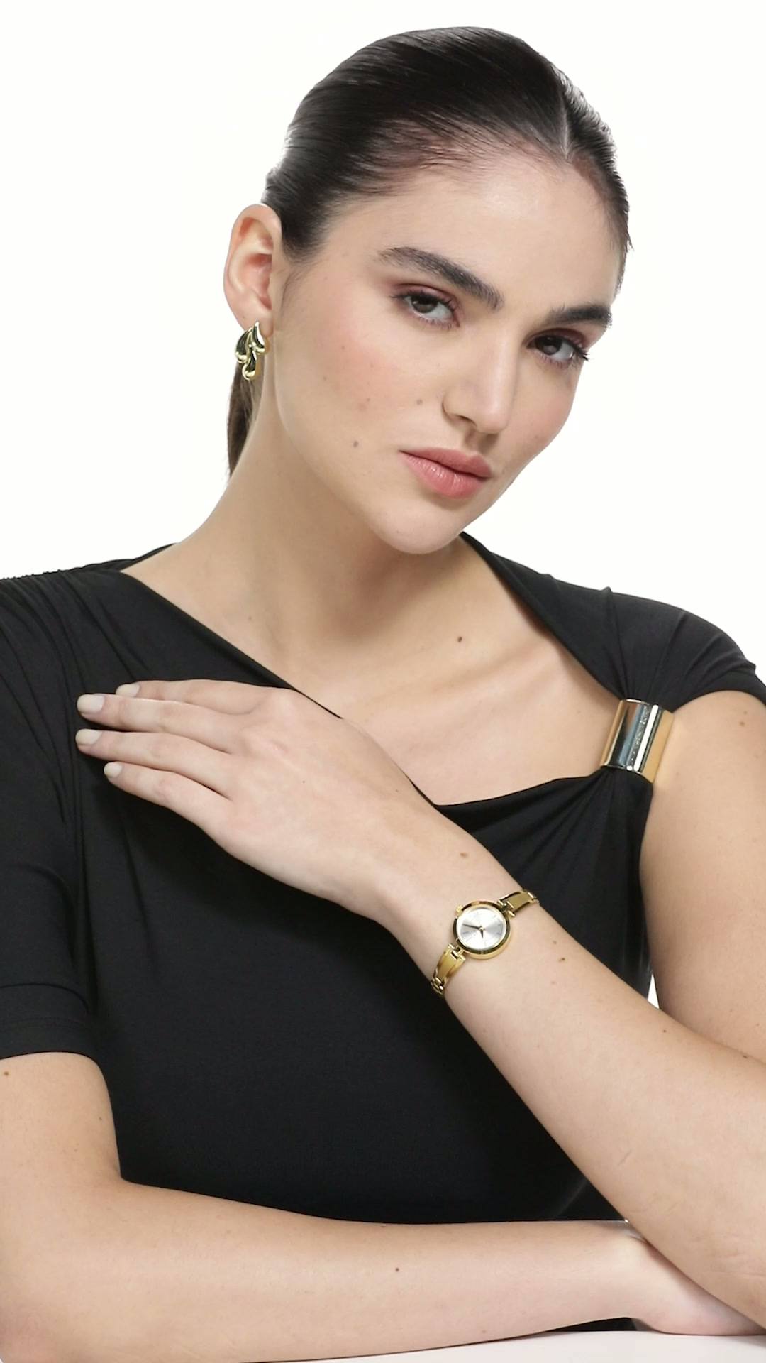 Titan Quartz Analog Watch For Women