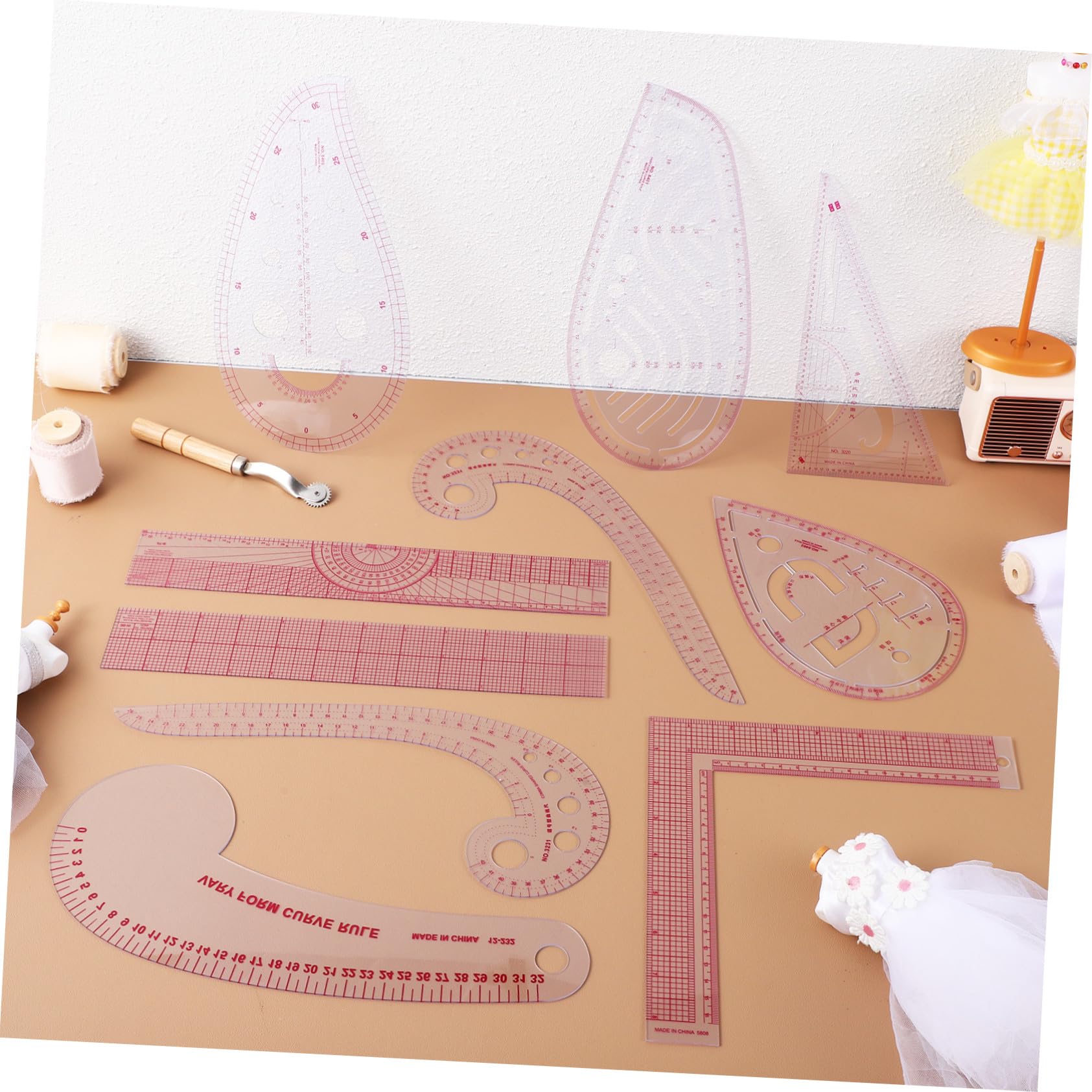Hohopeti Kurvenlineal Satz aus Kunststoff für Nähen mit Flexiblem Leichtem French Curve Design Nähzubehör zum Schneiden und Vorlagen Erstellen
