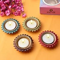 Vista 4 de SATVIK 12 piezas Multicolor Surya Metal Diya Floral Lotus Flower Shape Tea Light Holder Lámpara de aceite Navidad Interior Hogar Mandir Pujan Pooja