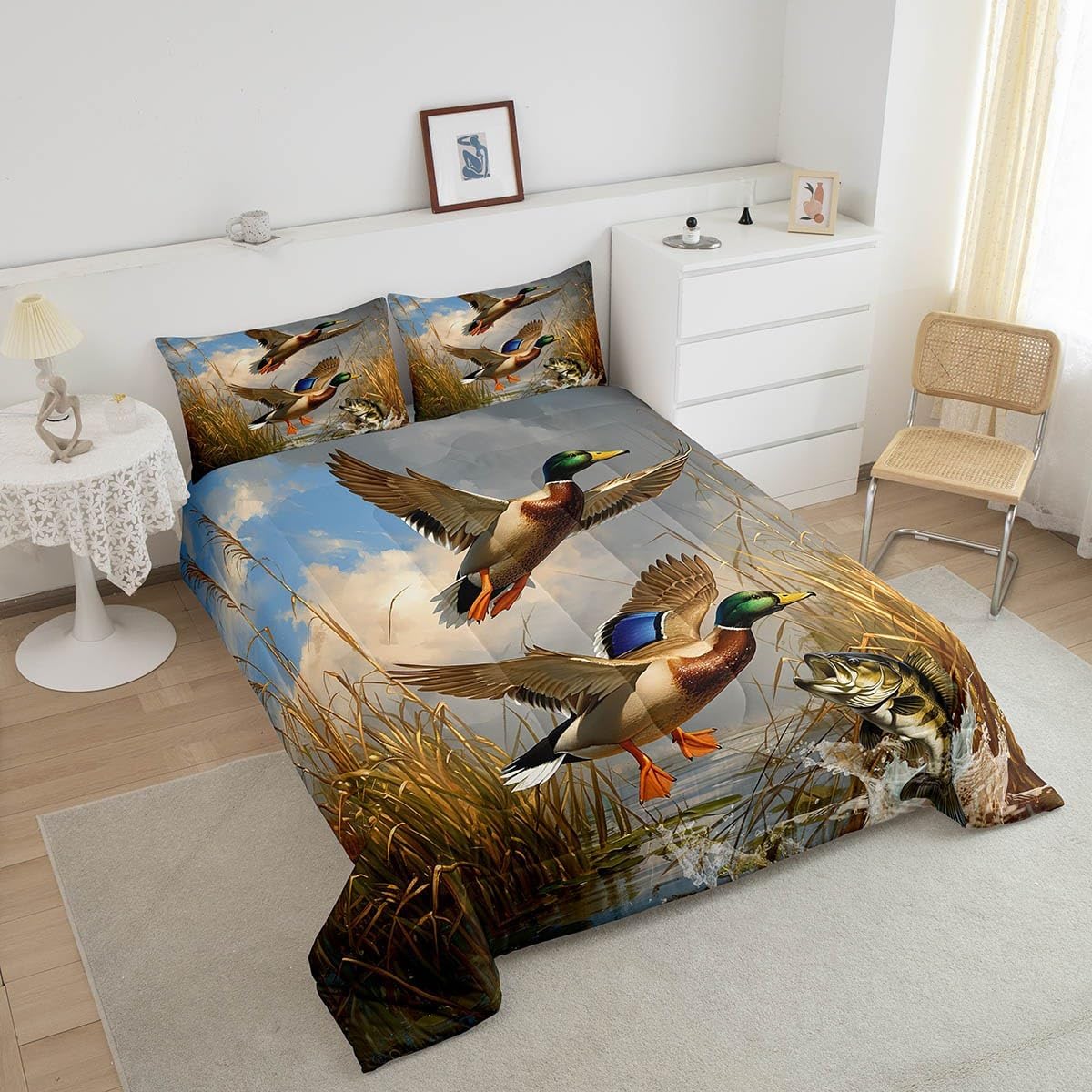 Hunting and Fishing Comforter Set Queen Size for Men Adult,Wild Duck Bass Fish Bedding Set 3Pcs,Nature Lake Animals Quilt Set Kids Teens Room Decor,Rustic Vintage Duvet Insert,2 Pillowcases