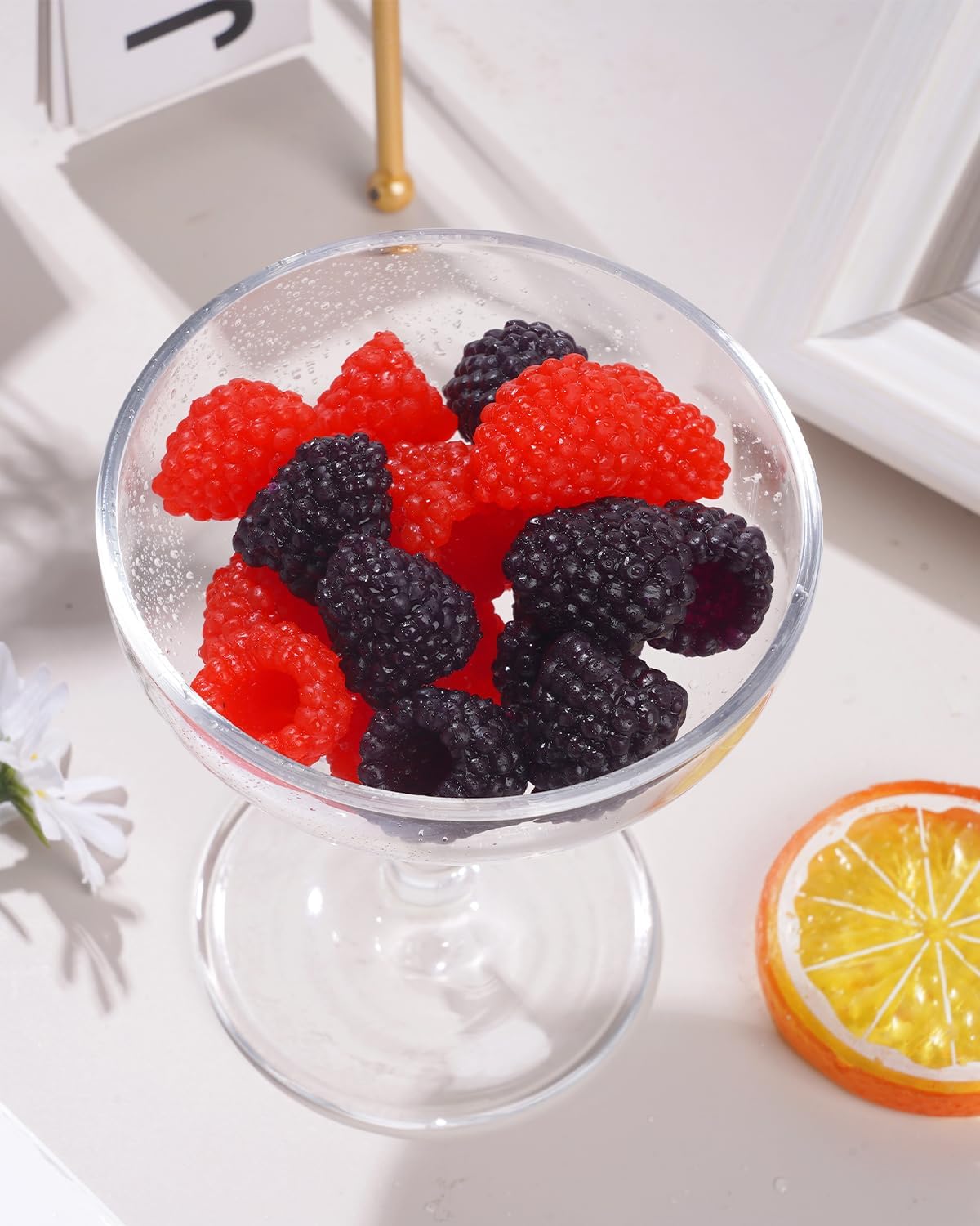 20 Pieces Artificial Raspberry, Fake Berries Plastic Fruit, Realistic Artificial Fruit Lifelike Raspberries Plastic Fake Fruits for Photo Props Basket Display Christmas Thanksgiving Party