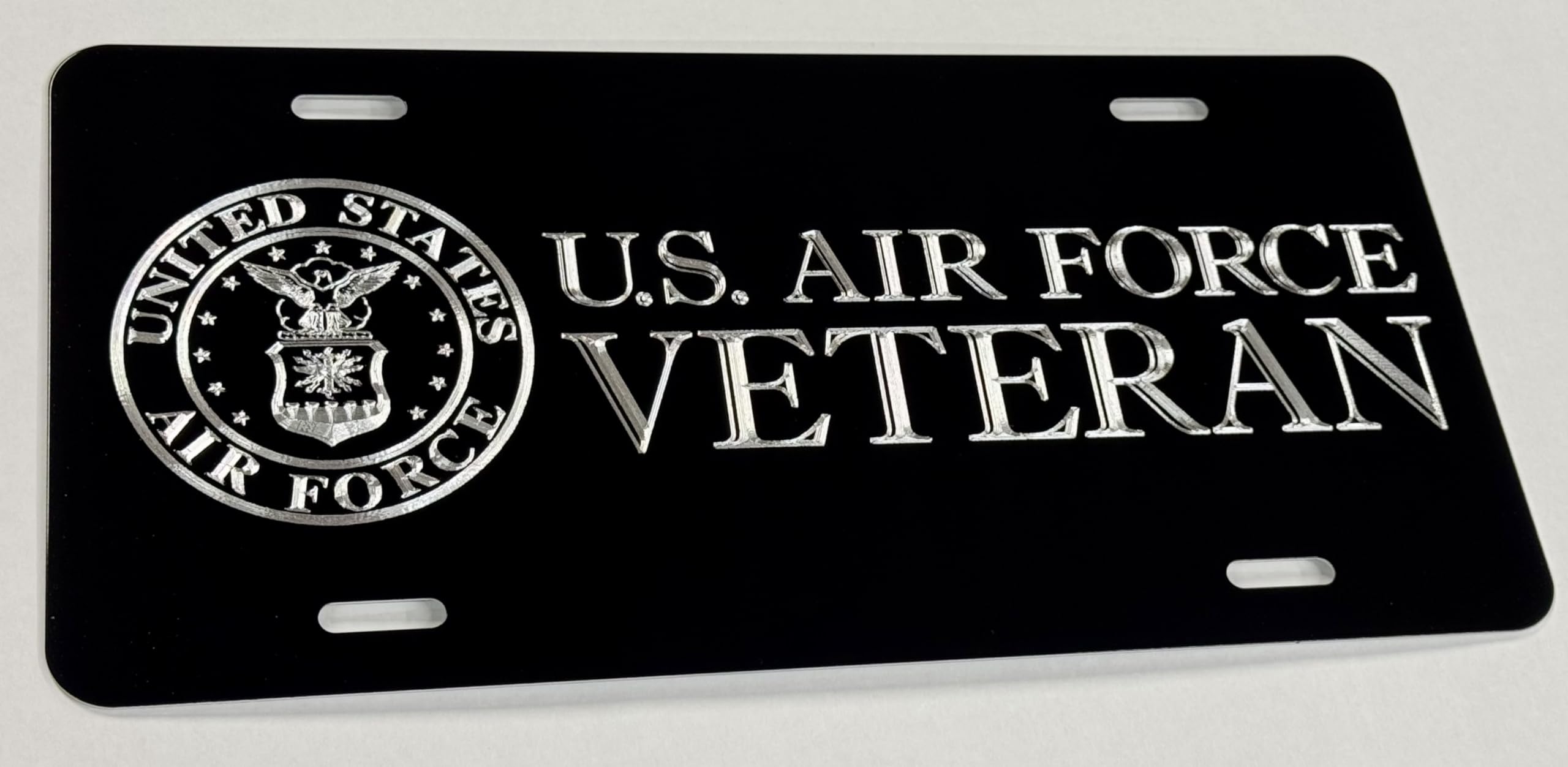 Bold Engraved US Air Force Veteran Diamond Etched Plate