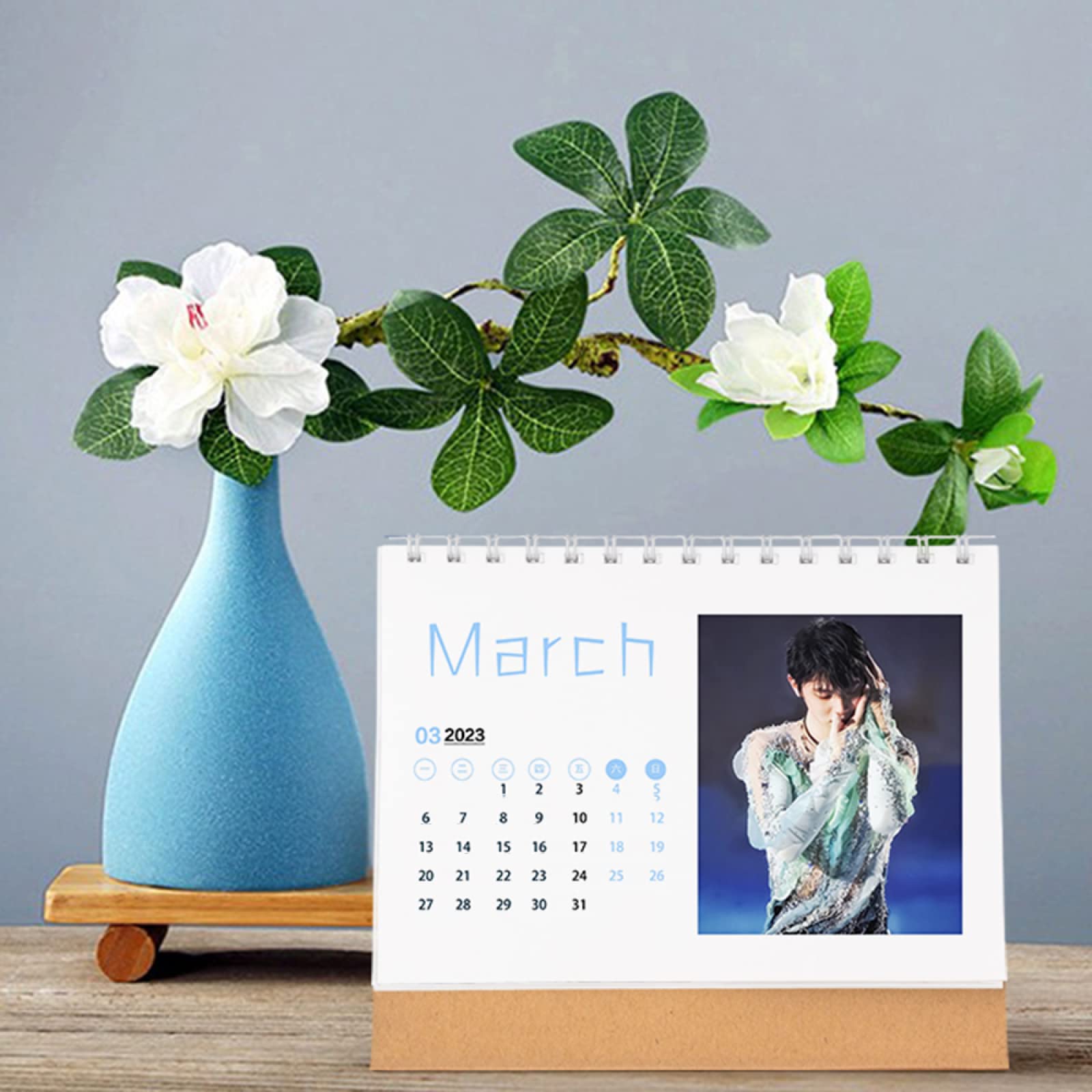 羽生結弦展グッズ 雑誌 カレンダー 等 Amazon.co.jp: 羽生結弦 羽生結弦展グッズ 写真集 2026年度 卓上