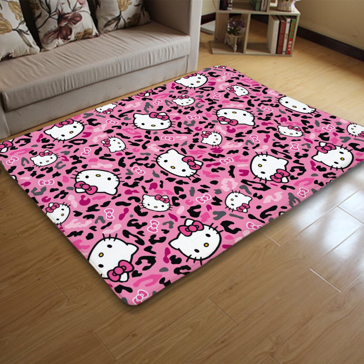 Amazon｜カーペット ハローキティ ラグマット 絨毯 フロアマット