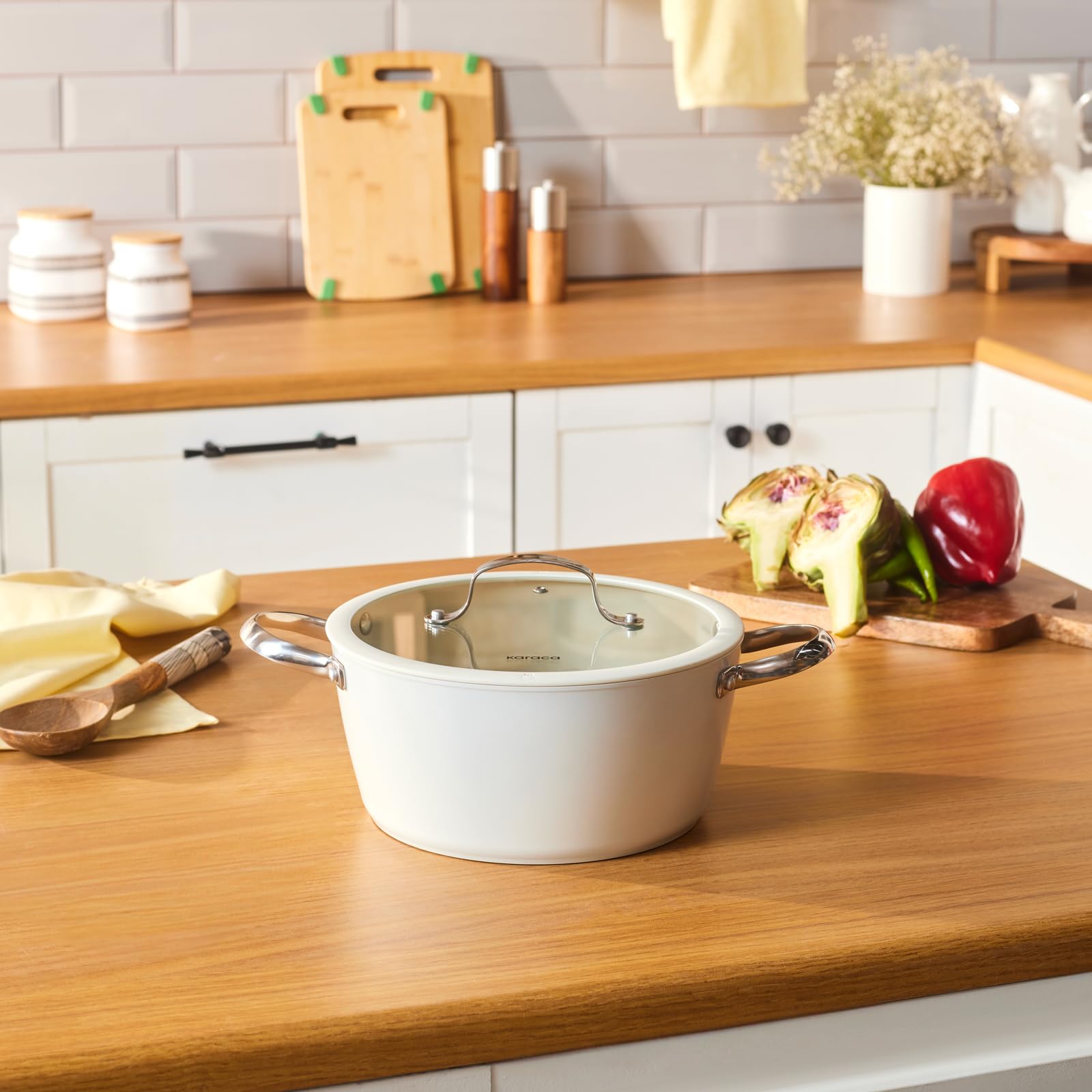 Karaca Cream Swiss Crystal Almond 24 Cm Non‑Stick Induction Shallow Casserole With Lid – Pfas/Pfoa‑Free Ceramic Coating, Dishwasher Safe, Finish