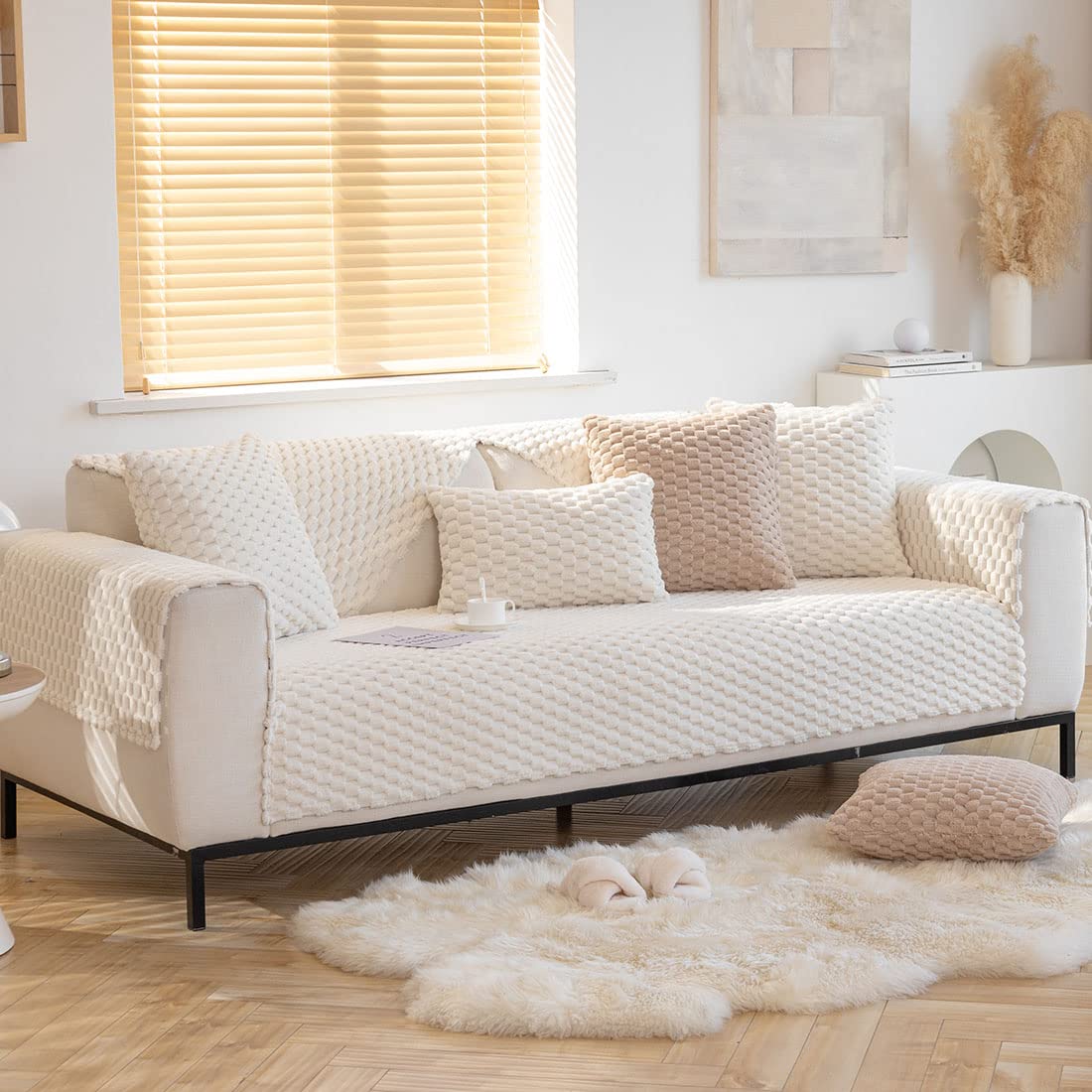 Comodo copridivano in finta pelliccia con motivo a nido d'ape, morbido peluche antiscivolo, protezione in pelliccia calda (crema, 91,4 x 119,4 cm), ideale per l'arredamento della casa e proprietari di