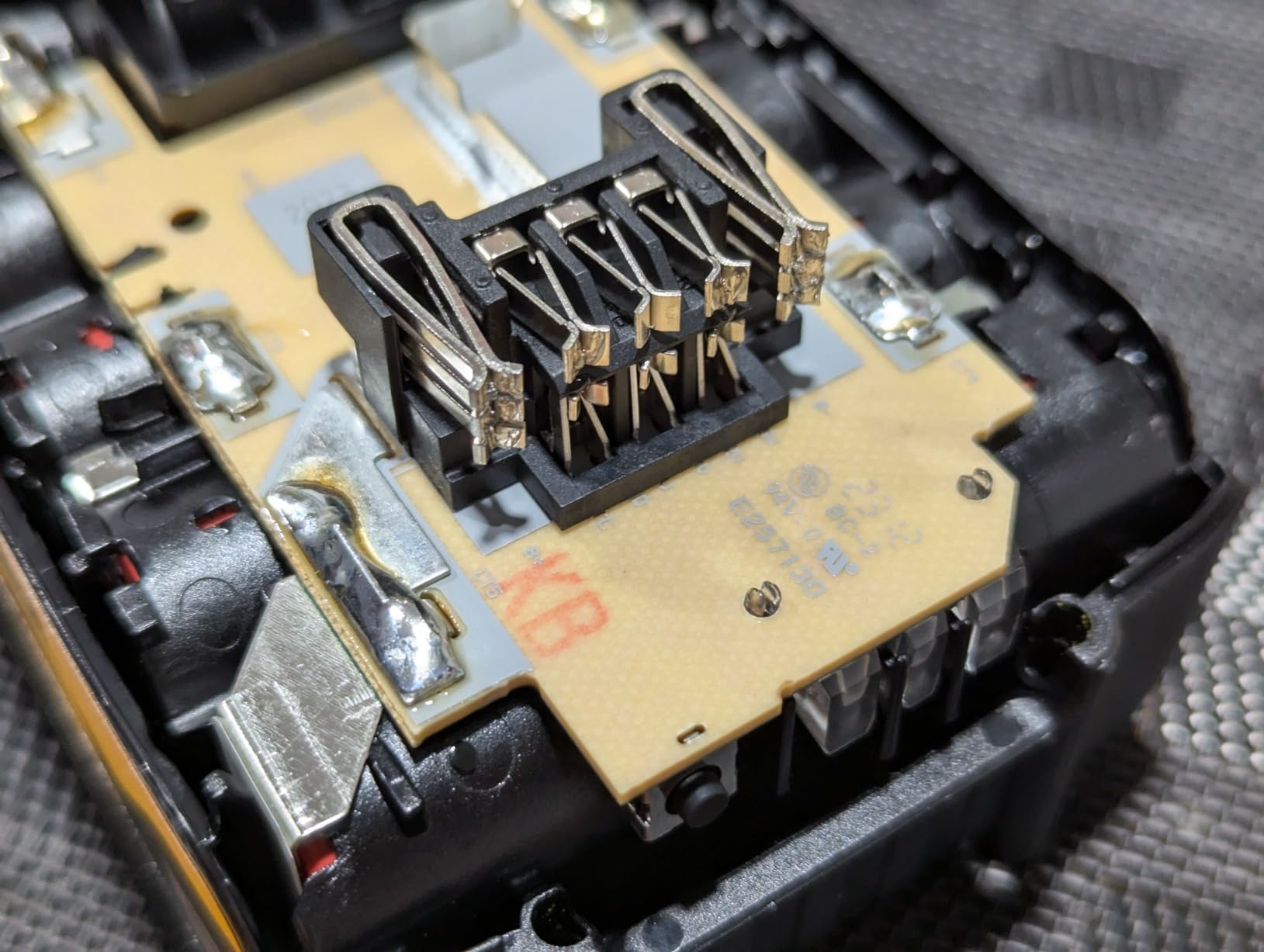 DEWALT 20V MAX Lithium-Ion 5.0 AH Battery (2-Pack) photo review