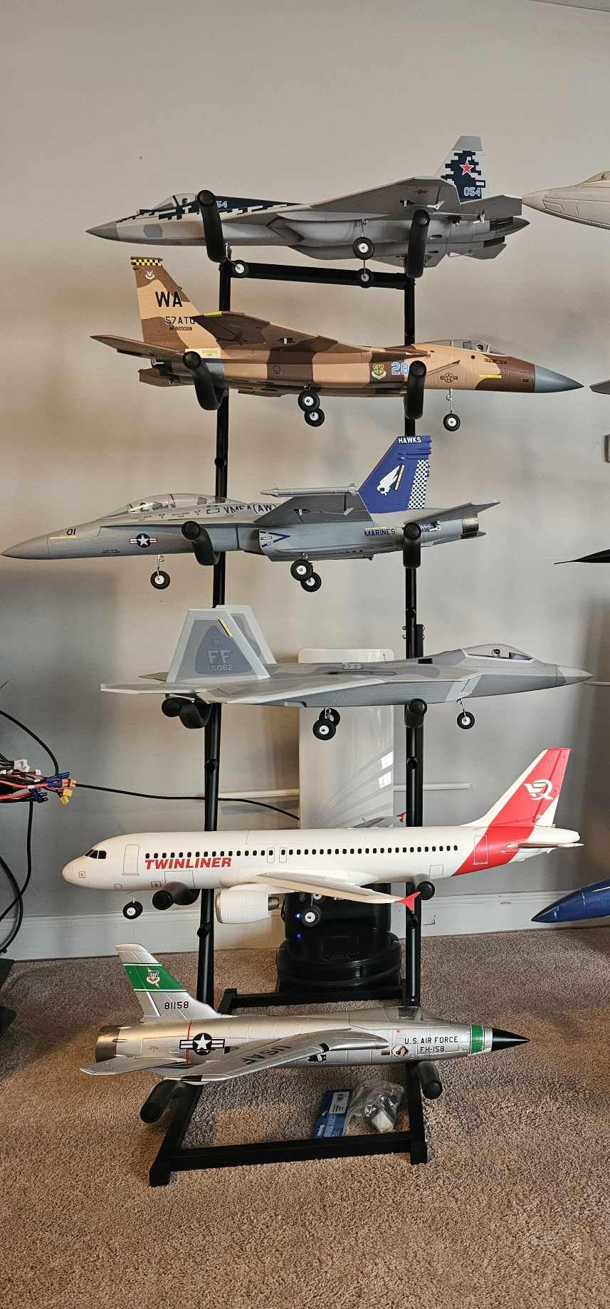 ホビーラジコン banana Amazon｜Banana Hobby RC飛行機収納ラックシステム (18インチ