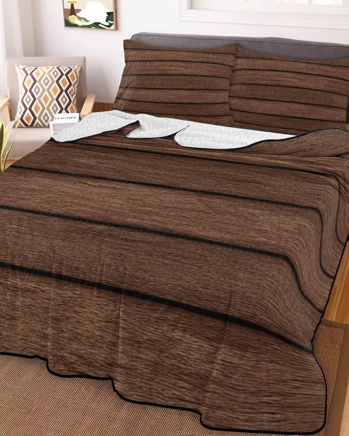Queen Size Quilt Set, Farm Brown Wood Board Lightweight Bedspread Coverlet Set Soft Microfiber Summer Quilt with 2 Pillow Shams, Vintage Farmhouses Barn 3 Piece Comforter Bedding Set