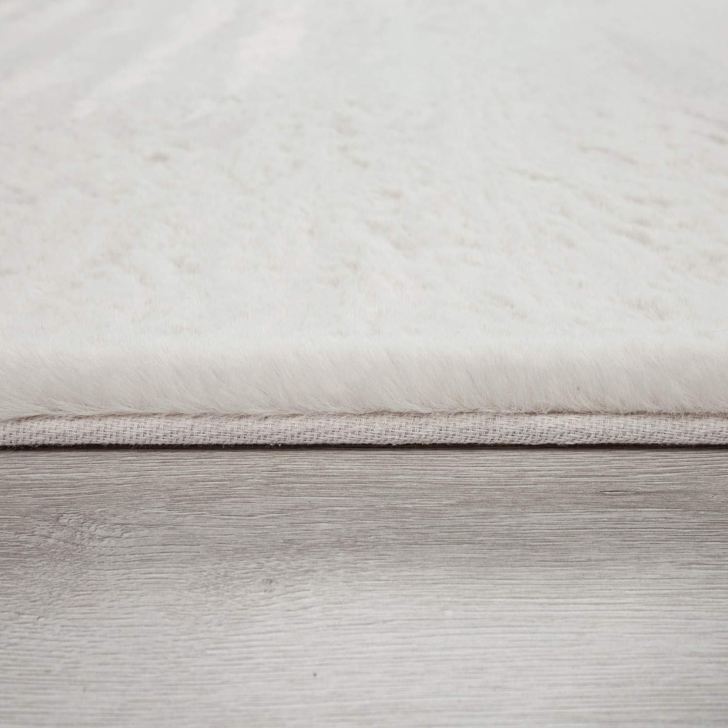 Paco Home Hochflor Teppich Für Wohnzimmer Softes Kaninchenfell Imitat Kunstfell In Beige, Grösse:140x200 cm