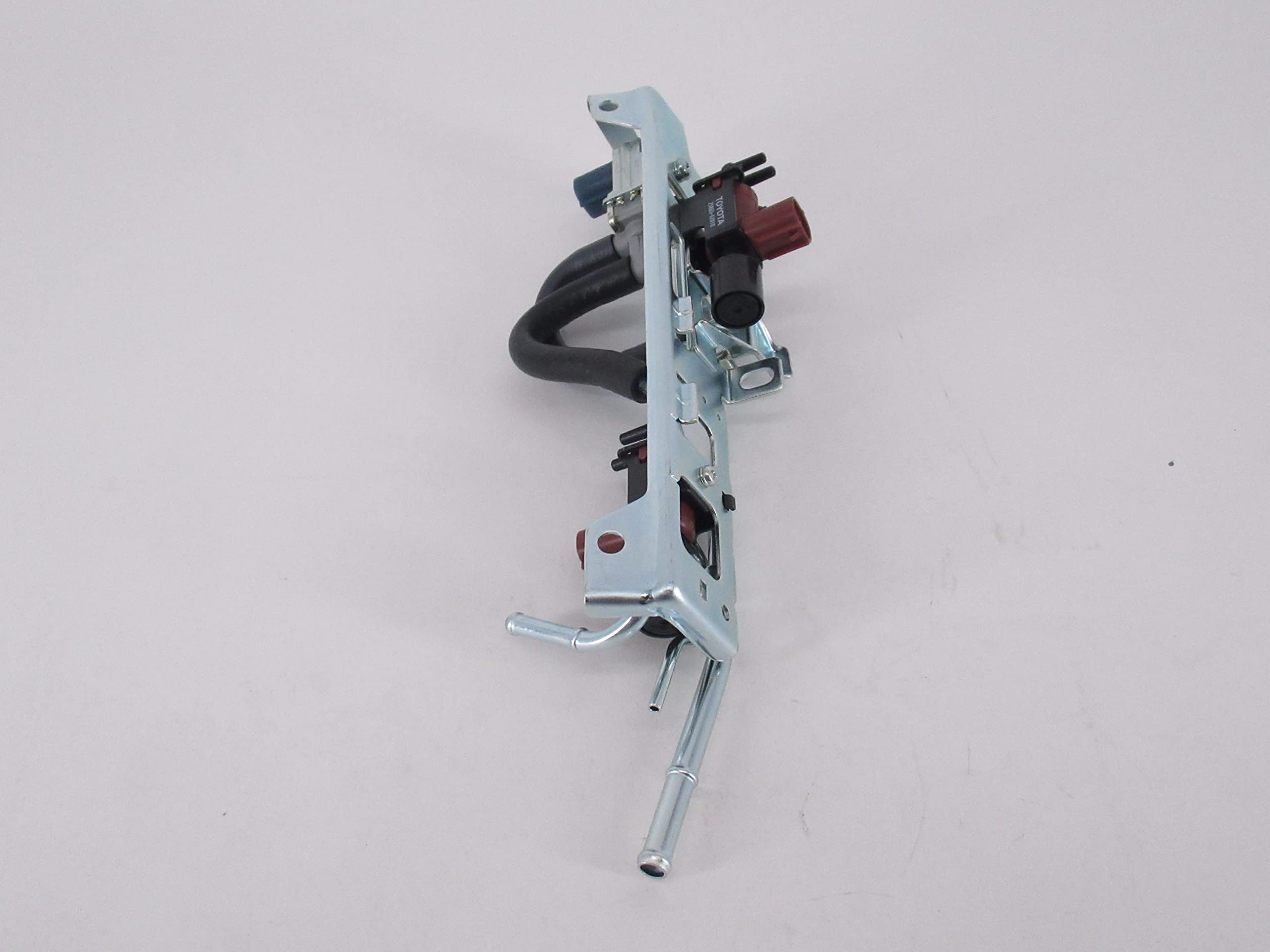 neno1365です。 Amazon.com: Toyota Genuine Parts - Valve Set, Emission (25701