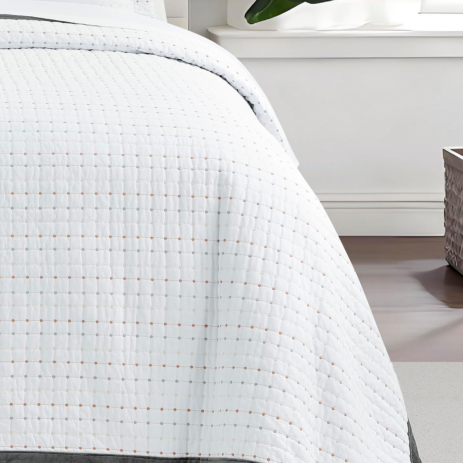 Sunshine Nicole Embroidery Quilt Set, 3 Pieces Queen, Reversible, Cotton Percale Fabric for Front and Polyester Velvet Fabric for Reverse, with Multi-Color Dot Embroideries, Prewashed