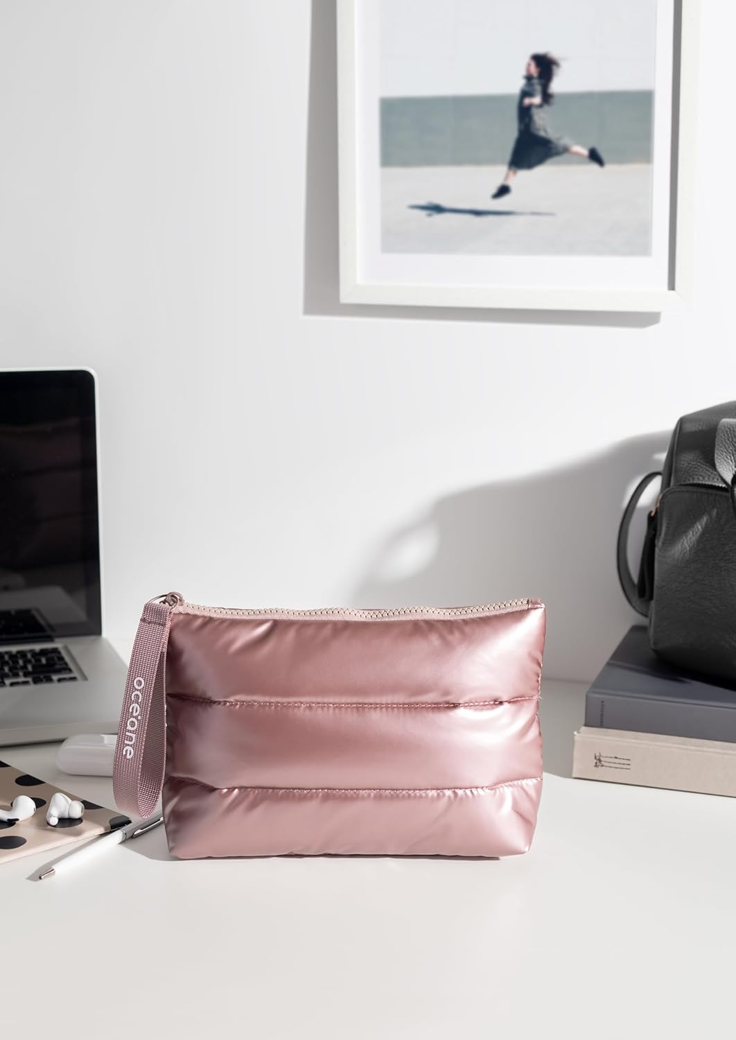 Océane Nécessaire Rosê Puffer em promoção! Veja a oferta e mais achadinhos de Acessórios 5 Hoje é o melhor dia para comprar Océane Nécessaire Rosê Puffer com aquele preço maroto! Promoção! Aproveite a oferta! 5