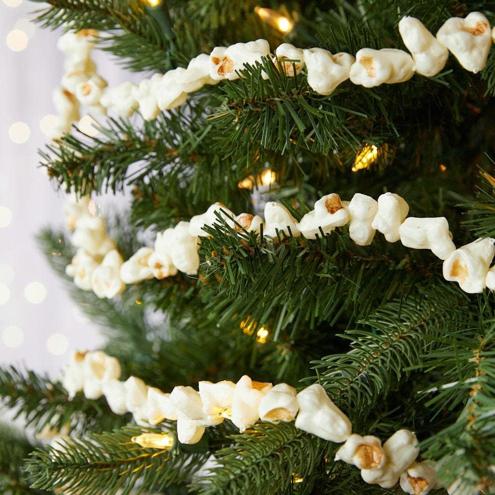 Faux Popcorn Garland for Christmas TreeThis String Popcorn
