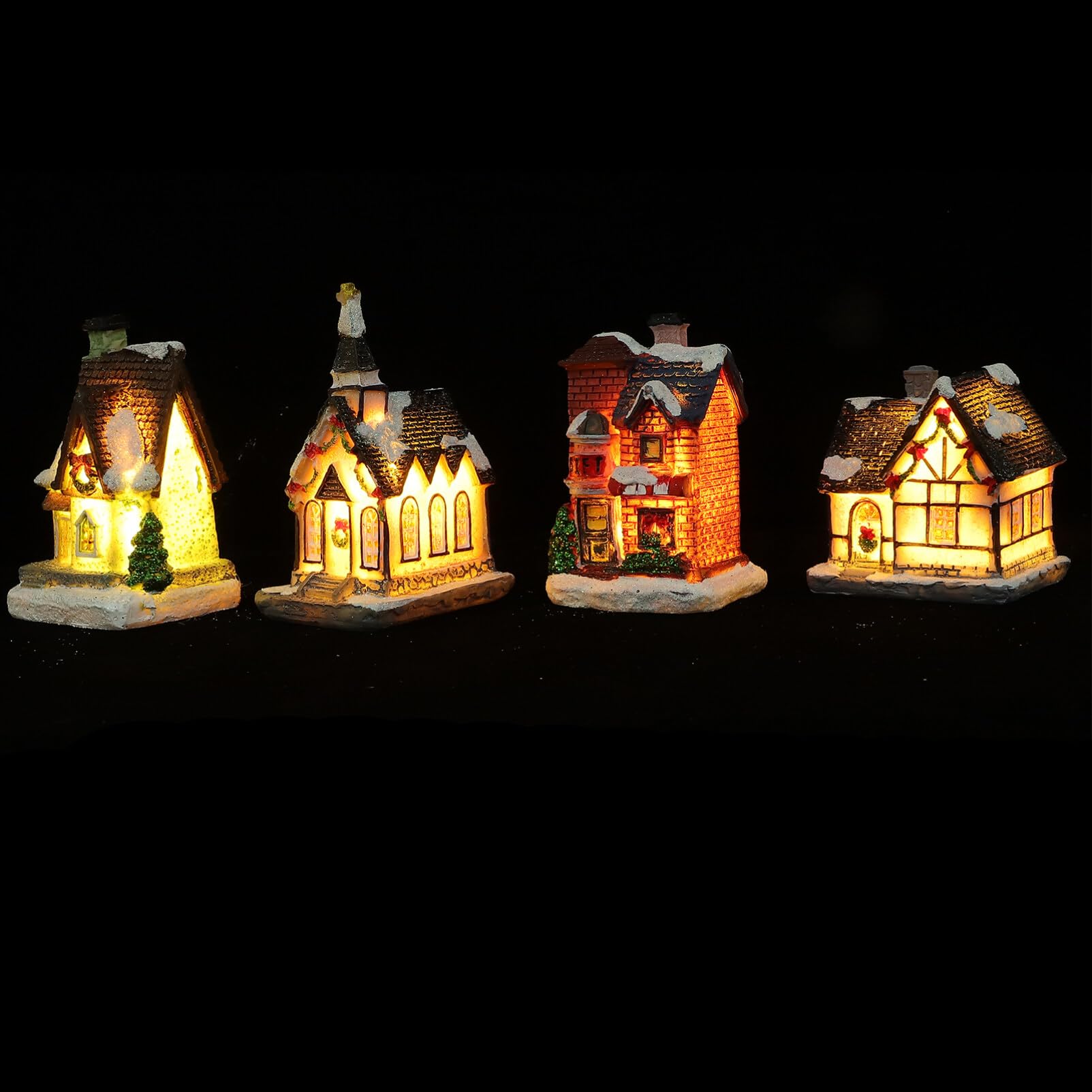 Uonlytech 4 piezas Navidad casa luminosa led pueblo bricolaje cabaña de resina modelo colgante adornos para árbol de Navidad decoración de mesa del hogar