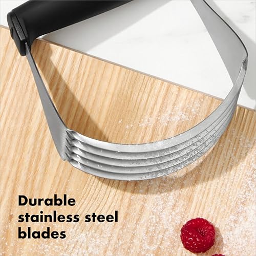 Miniatura 3 de Batidora y cortadora de pasta con cuchilla de acero inoxidable OXO Good Grips