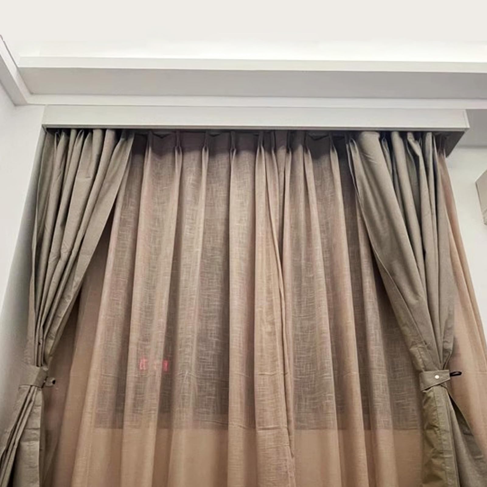 Cantonnière de rideau pour cacher les tringles et rails de plafond de 360 cm