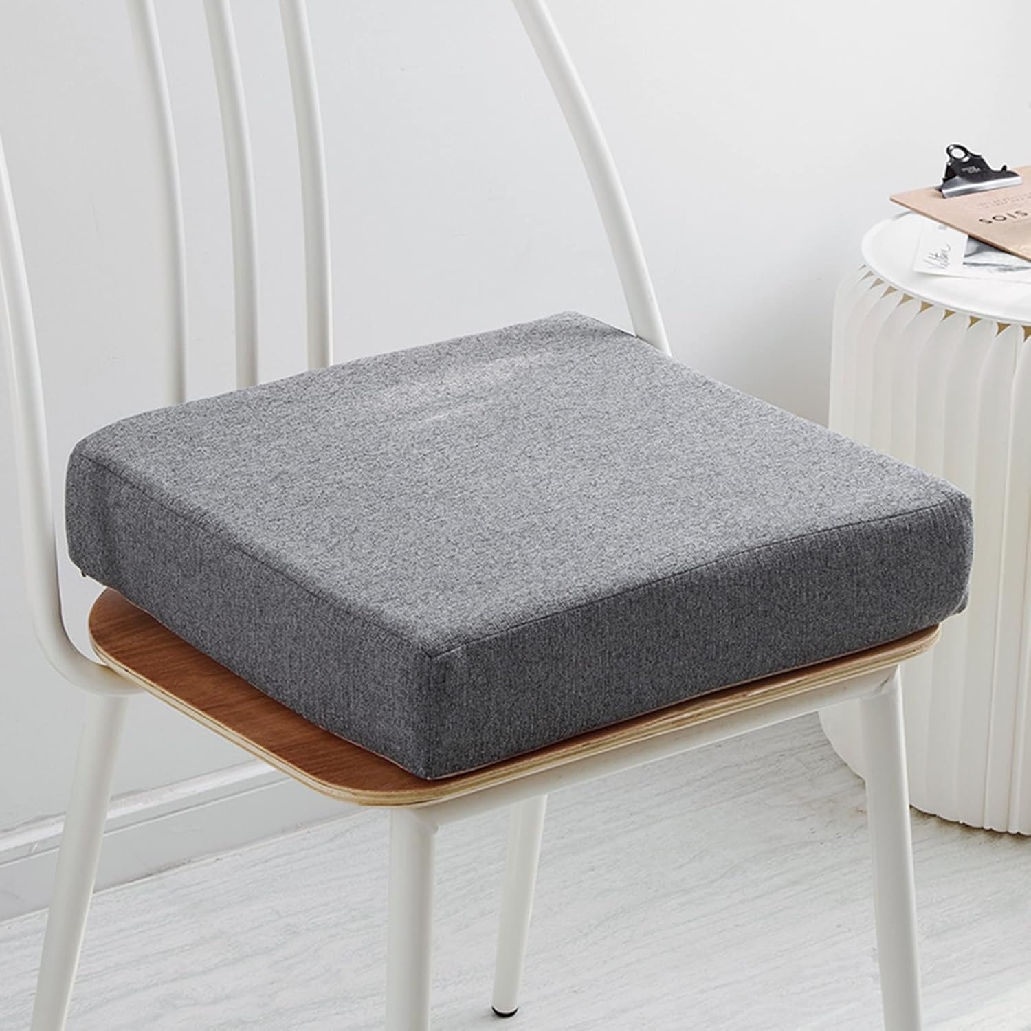 Cojín de espuma viscoelástica extraíble de 5/8 cm de grosor, 40/45/50 cm, cojín de asiento grande antideslizante para silla de comedor, jardín, oficina, cocina, 50 x 50 x 8 cm, gris oscuro