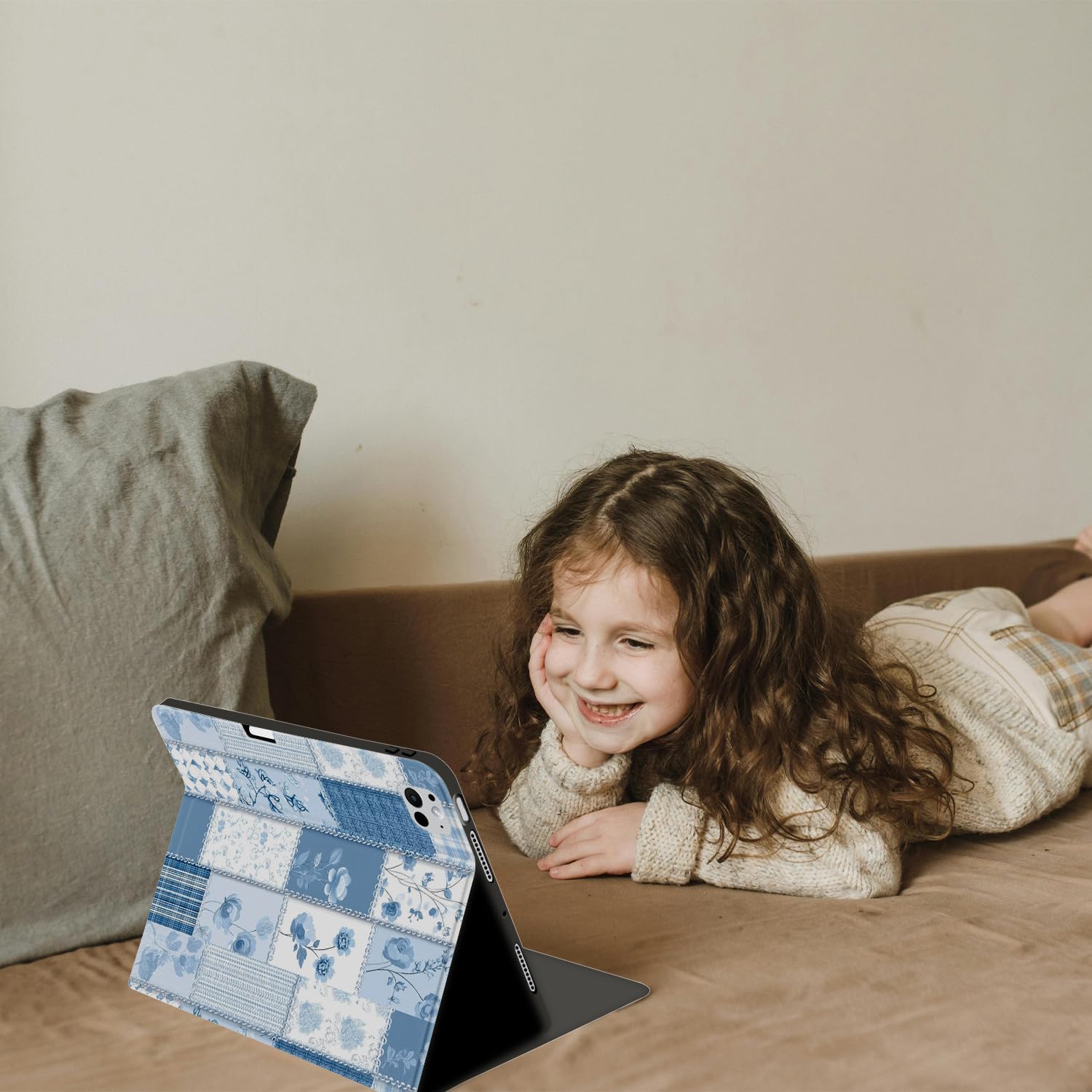 Blue Patchwork Floral Case for iPad mini 7 (A17 Pro) 2024 / iPad mini 6 2021 8.3 Inch with Pencil Holder Multi-Angle Viewing Stand Leather Folio Cover Aesthetic Protective Case