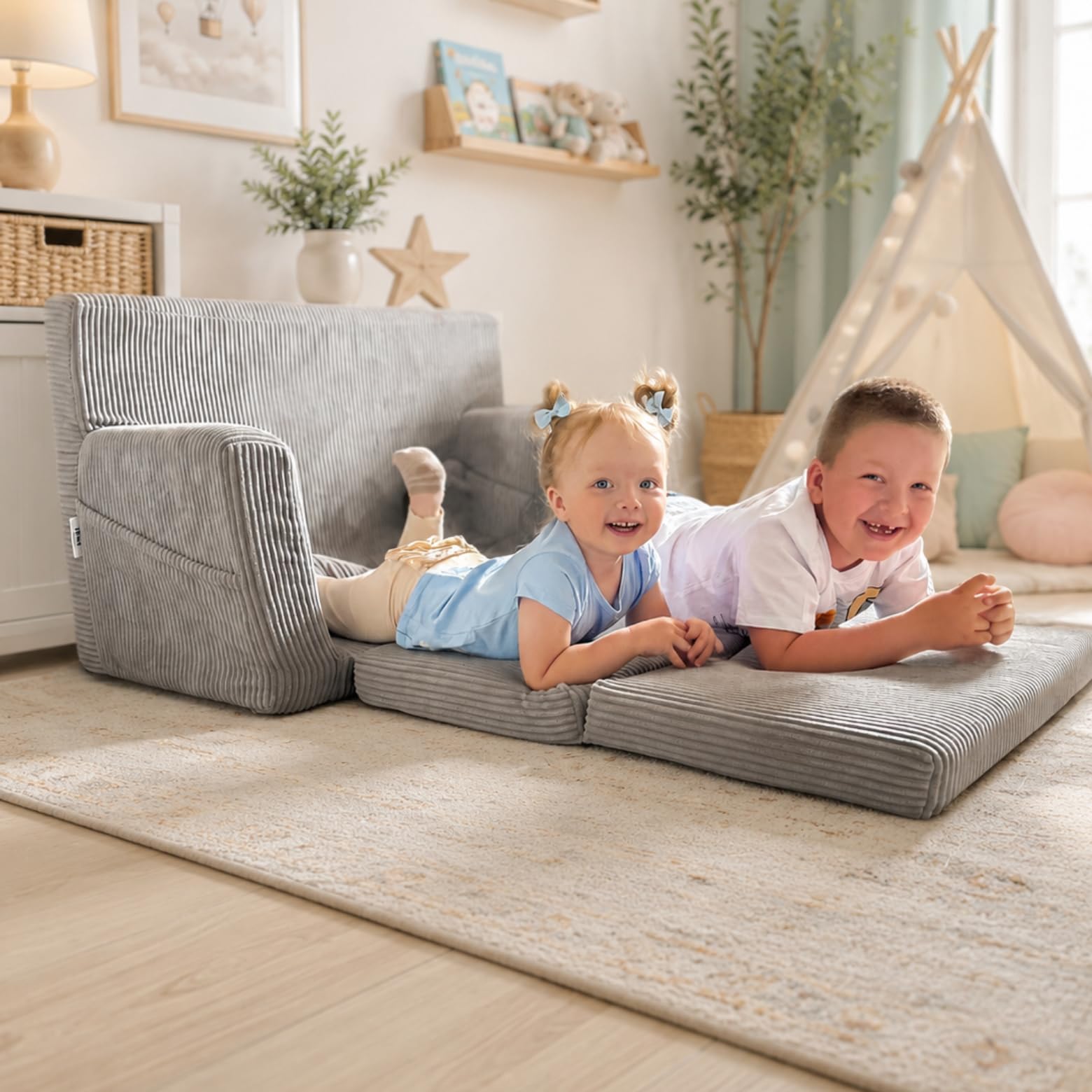 Flumi Personnalisé Canapé Enfant Convertible 3in1 Lit d Appoint Enfant - Mini Canapé avec nom de l'enfant - Mousse Chauffeuse Enfant avec Fonction Lit - Farbe: (côtelé Gris)