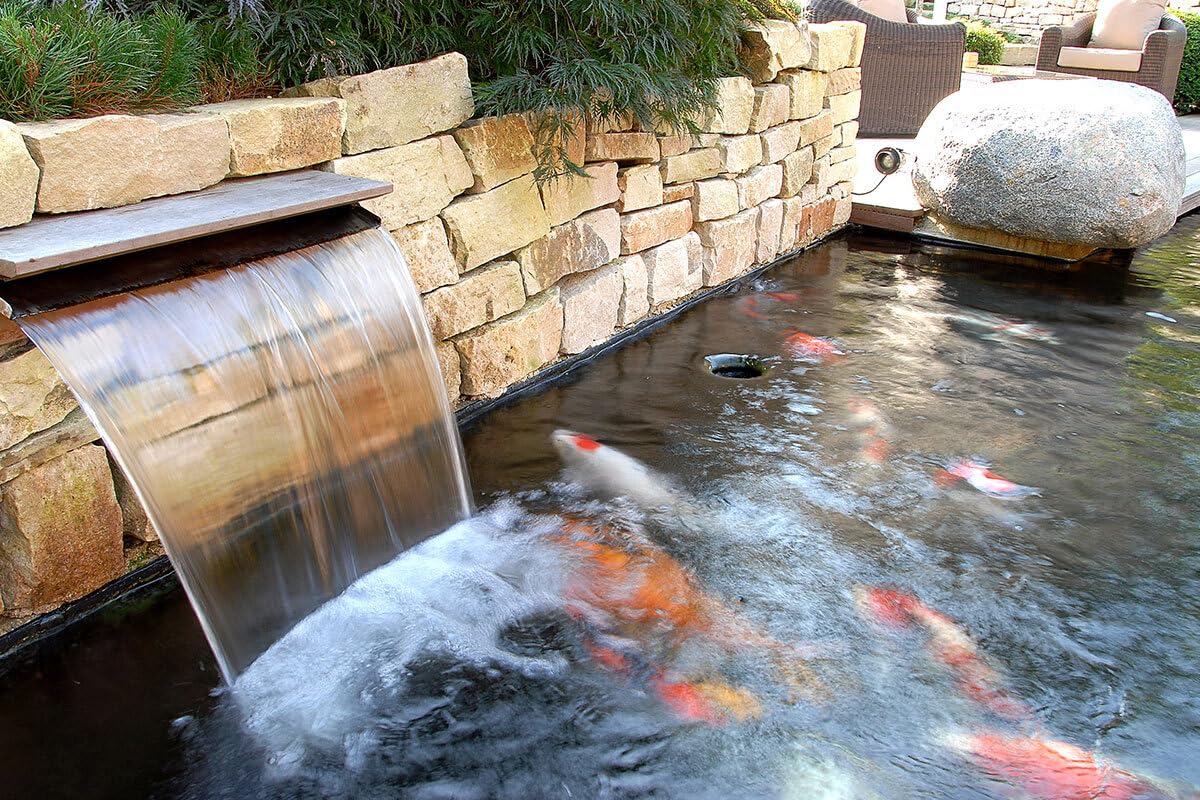 Schwarzer gewichteter selbstsinkender PVC-Luftschlauch für Aquarien und Koiteiche, Ø12-17 mm, 10 m
