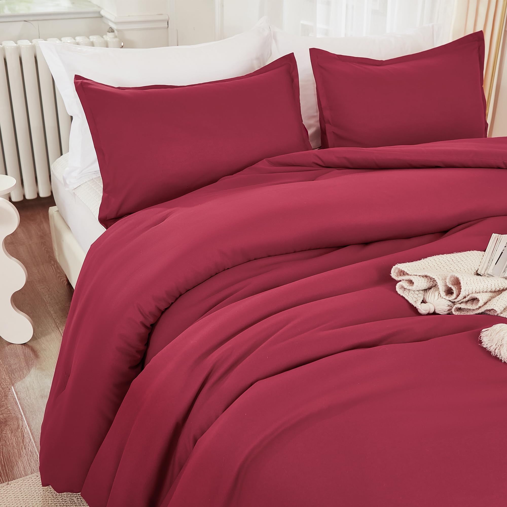 Litanika Burgundy Red Comforter Set Queen Size, 3 Pieces Lightweight
