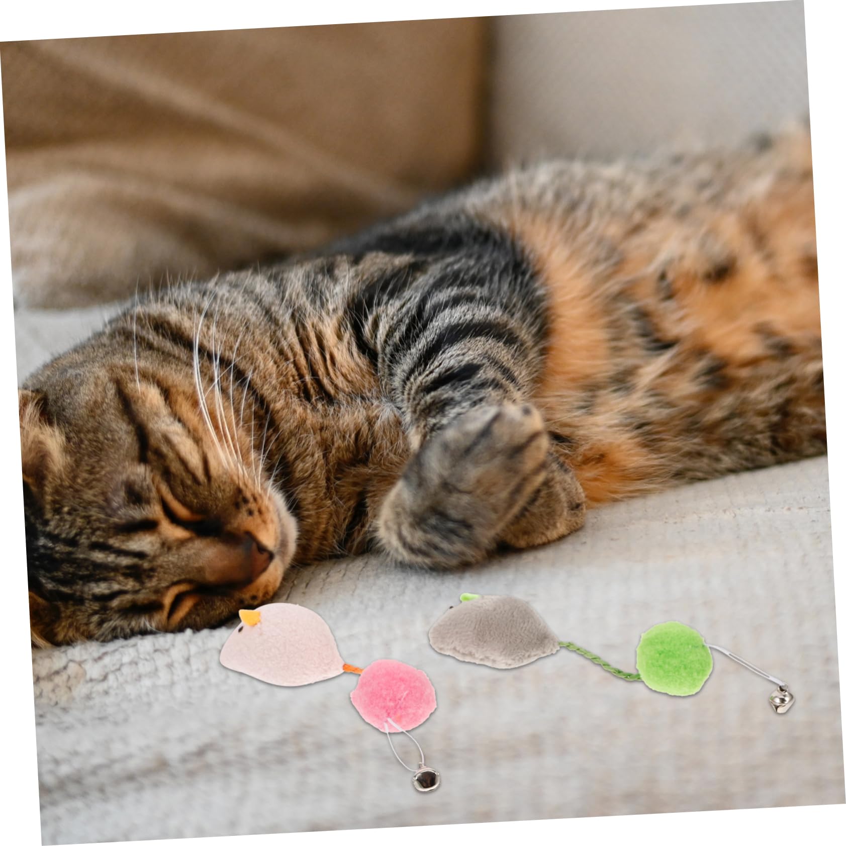 Mikikit 6pcs Souris en Peluche Jouet pour Chat Jouets pour Animaux de Compagnie Stimulation Mentale Interactif pour Chats Intérieur