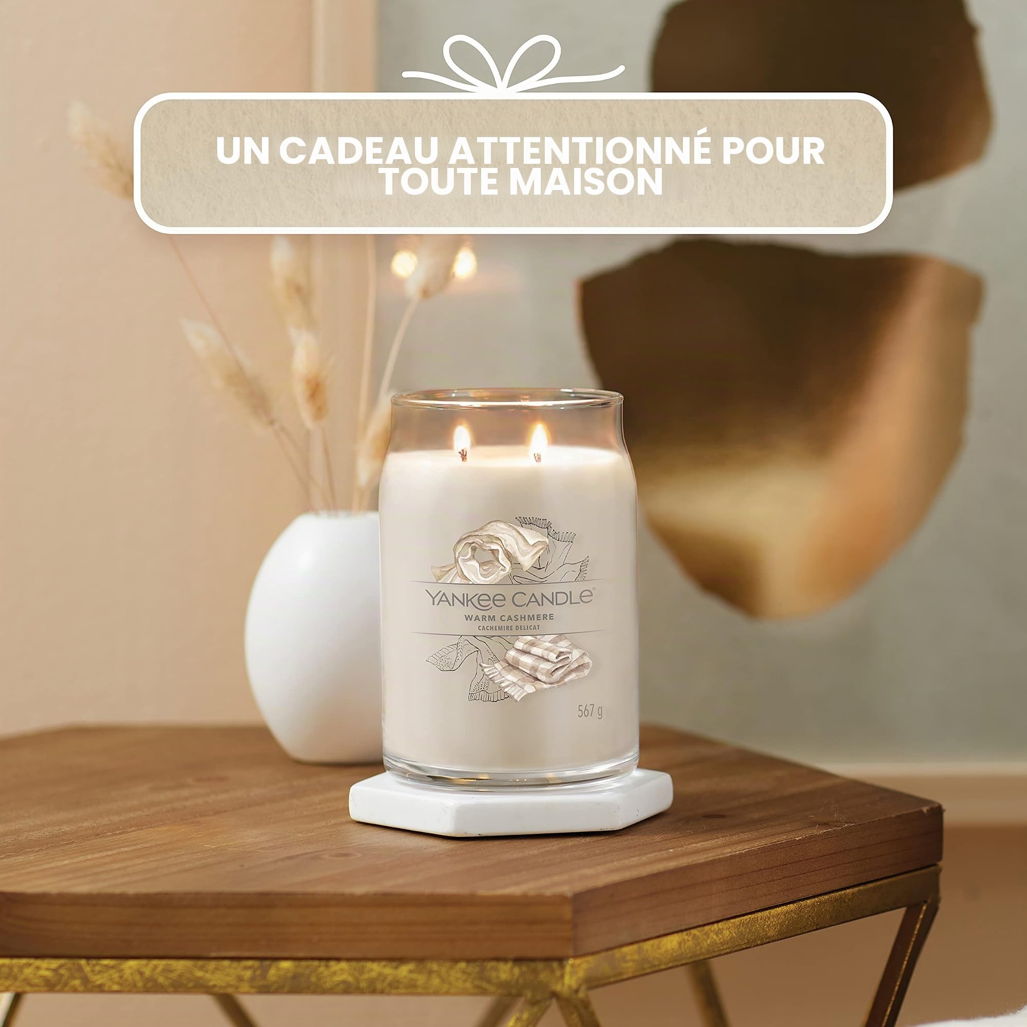 YANKEE CANDLE Signature Bougie parfumée Cachemire Délicat ; Grande Bougie Jarre Longue durée ; Mélange de cires de soja