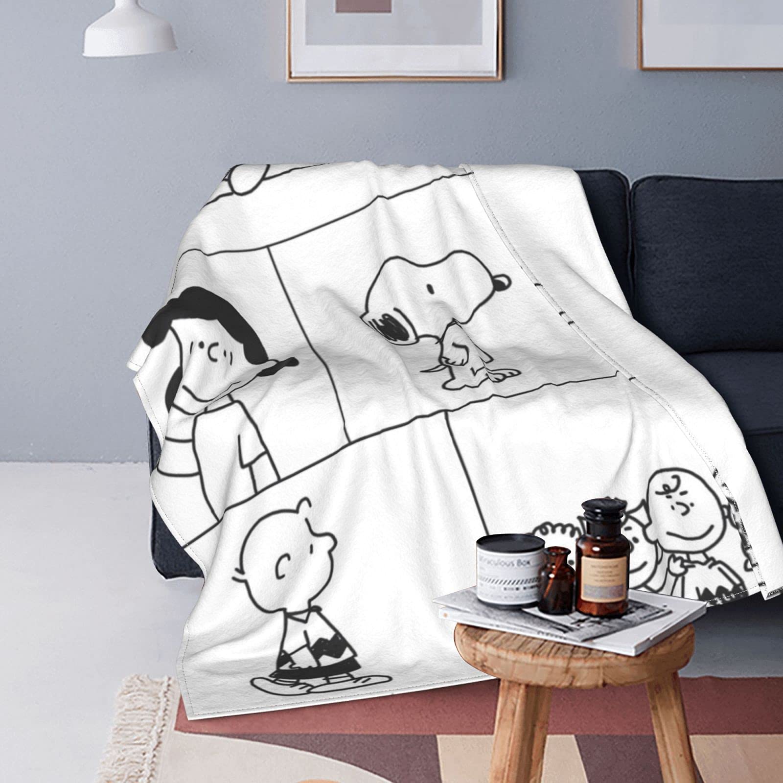 Amazon.co.jp: Snoopy Anime Semi-Double Heated Throw Blanket, Warm, Soft  Texture, Microfiber, Fleece, Thin, For Autumn and Winter, Cute, Stylish,  59.1 x 78.7 inches (150 x 200 cm), 49.2 x 59.1 inches (125