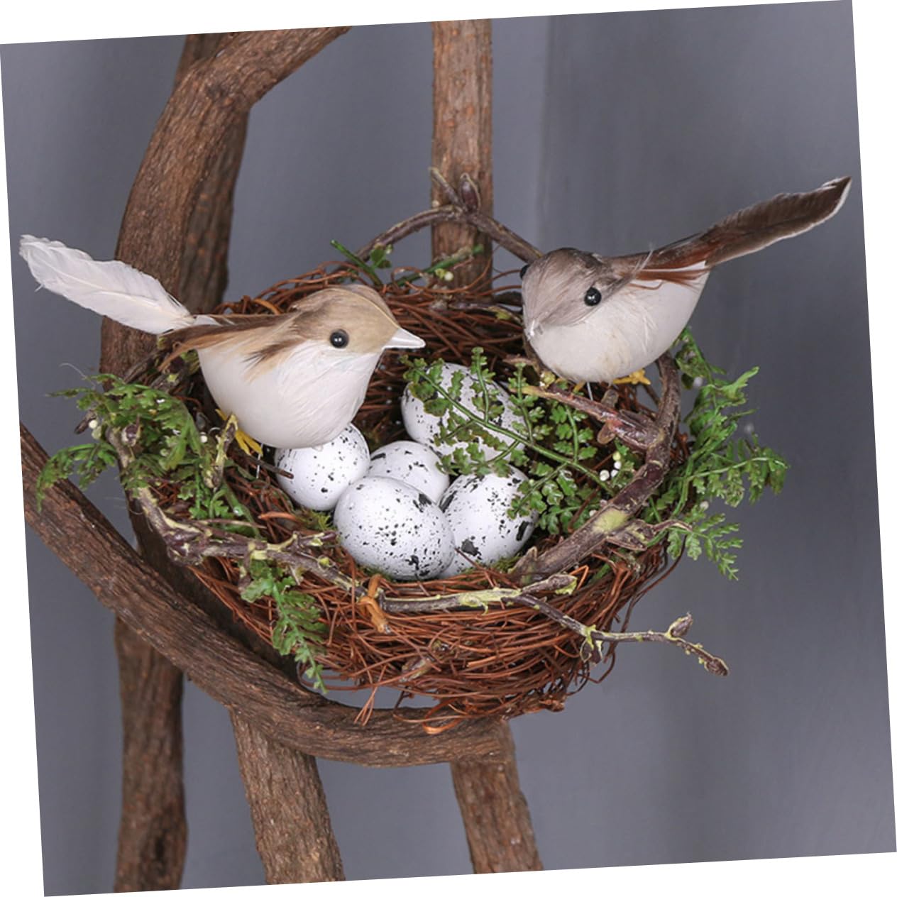 BESPORTBLE 4ensembles Nid Oiseau Rattan Tissé Main Abri Naturel pour Oiseaux Accessoires De Décoration pour Mariage Et Photographie Incluant Un Nid avec Deux Oiseaux Et Œufs Décoratifs