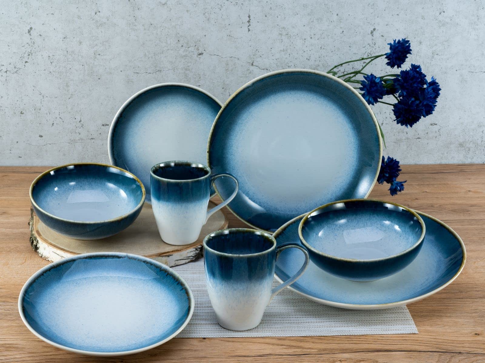 Creatable, 23788, Serie Cascade, 8-teiliges Geschirrset für 2 Personen, Kombiservice aus Steinzeug, spülmaschinen- und mikrowellengeeignet, Qualitätsproduktion