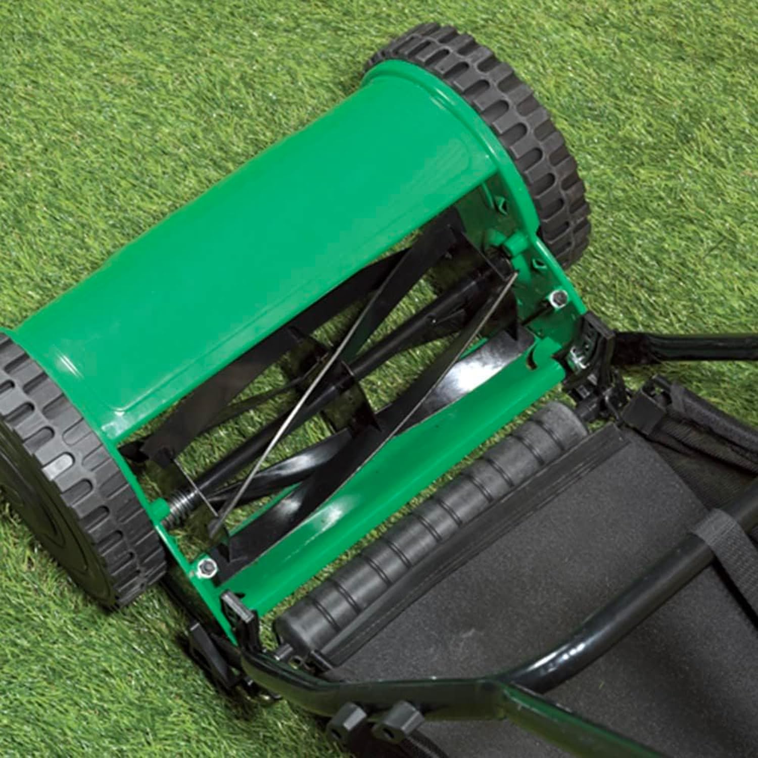 Avilia Cortacésped Manual helicoidal Eco-Friendly 25L – Cortacésped silencioso con Ajuste de Corte 17/43 mm, Recogida fácil, Ideal para Jardines
