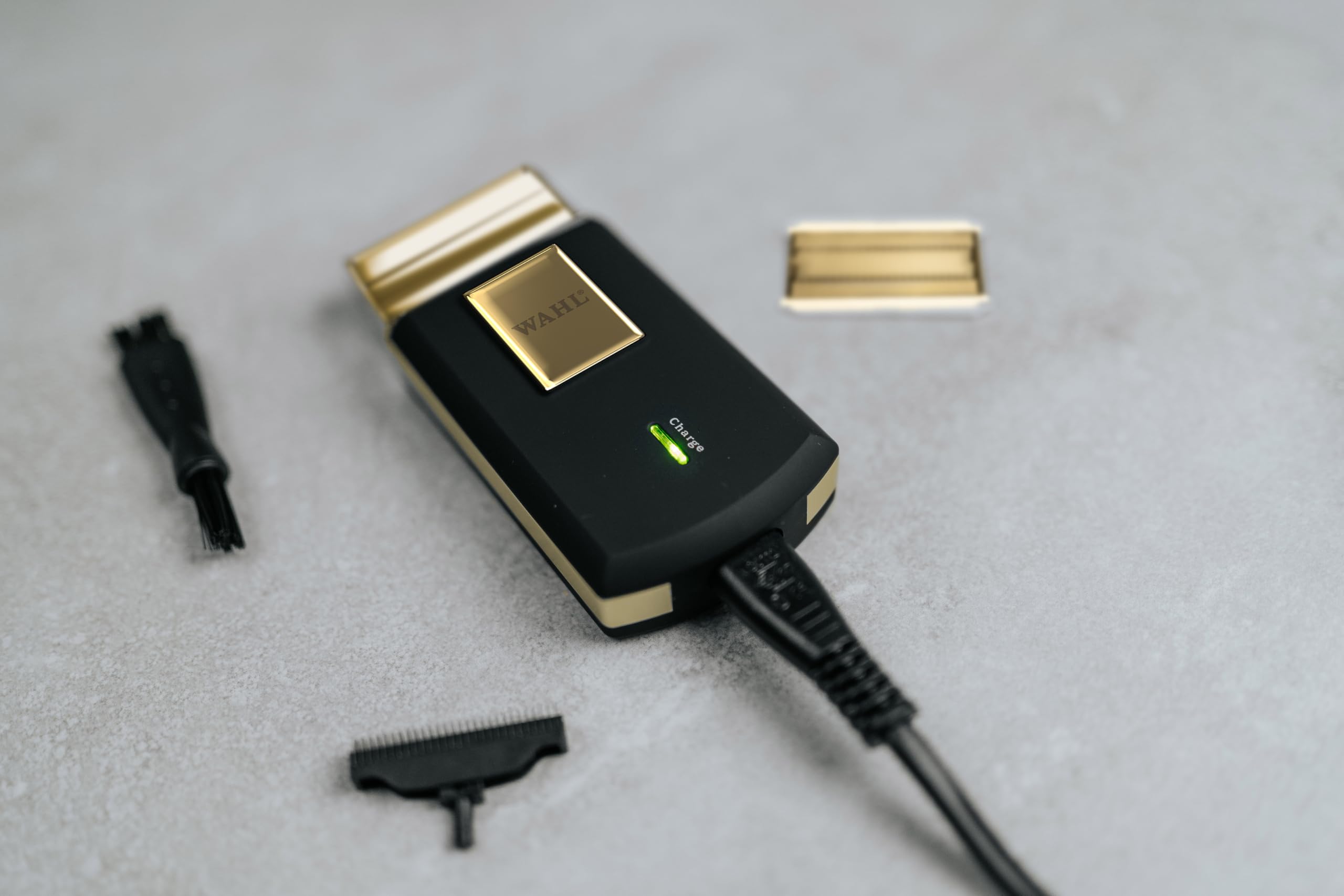Wahl Rapid Clip Cortapelos para Hombre con Cortapelos para Orejas y Nariz + Travel Shaver Gold Edition - Cortapelos Inalámbrico Recargable por USB con Batería de Litio y Afeitadora de Viaje para Pelo