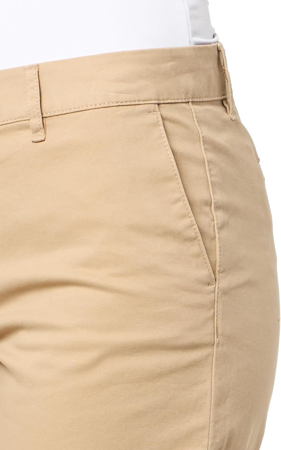 Nautica Women's Riviera Chino Twill 9 Inch Inseam Shorts