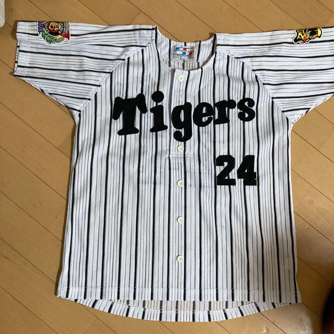 阪神タイガース - 阪神タイガース ユニフォーム　レプリカユニフォーム　桧山進次郎　桧山 Amazon.co.jp: 阪神タイガース 桧山進次郎優勝記念レプリカ