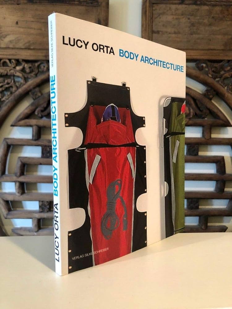 洋書 Lucy orta body architecture Lucy Orta - Body Architecture: Amazon.co.uk: Andrew Patrizio
