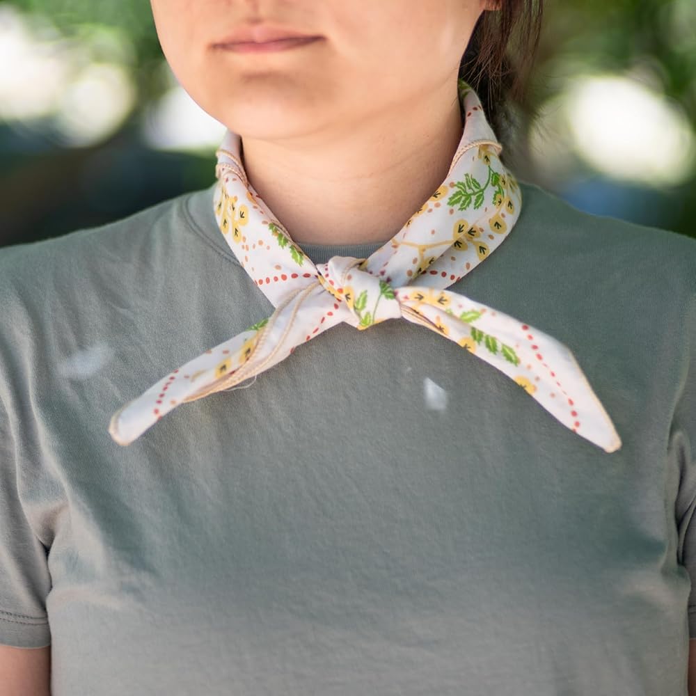 小物 90s  WASHFASTCOLORS cross bandana WHITE Amazon.com: WHTE MOSS The Classic three hares Bandana 100