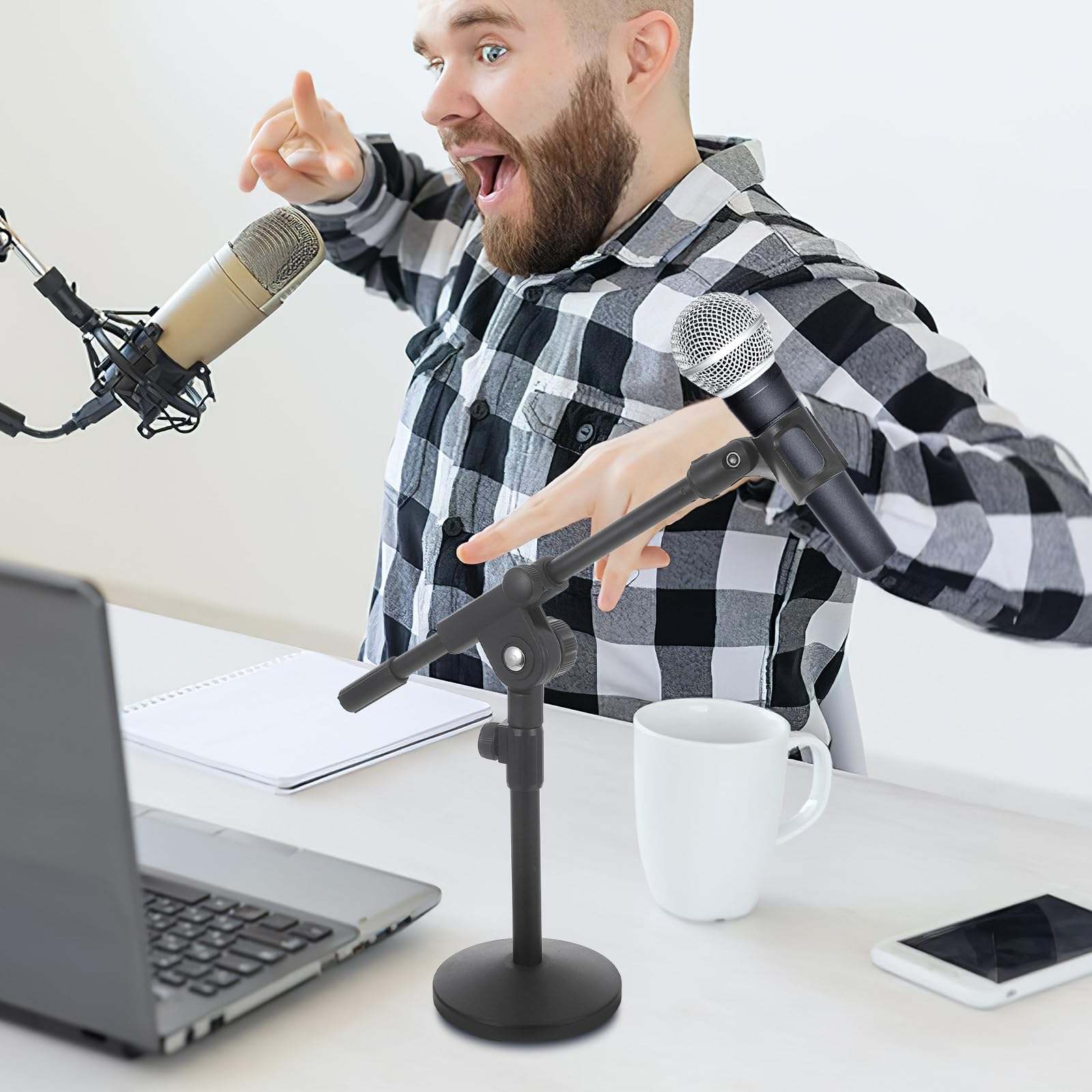 Toyvian Supporto Microfono con Base Rotonda Pesata in Ferro da Tavolo e Braccio Regolabile per Maggiore Stabilità per Podcast e Streaming