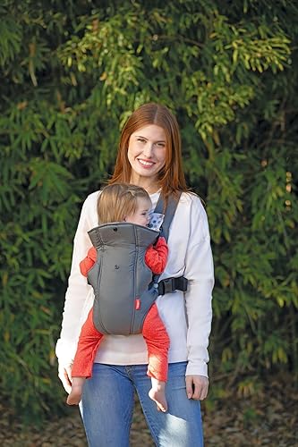 Miniatura 6 de Nuby Portabebés clásico recién nacido a niño pequeño  Portador boca abajo y boca afuera  Gris  Ligero y cómodo  Babero extraíble  8-35 lb. (7.9-30.9