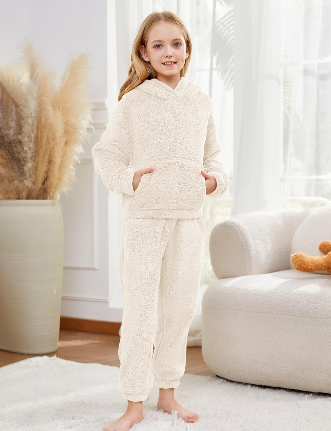 Wyeysyt Girls Fuzzy Pants Set Bear Ear Fleece Two Piece Outfits Kids Hoodie Sweatshirt with Fluffy Pants - Image 4