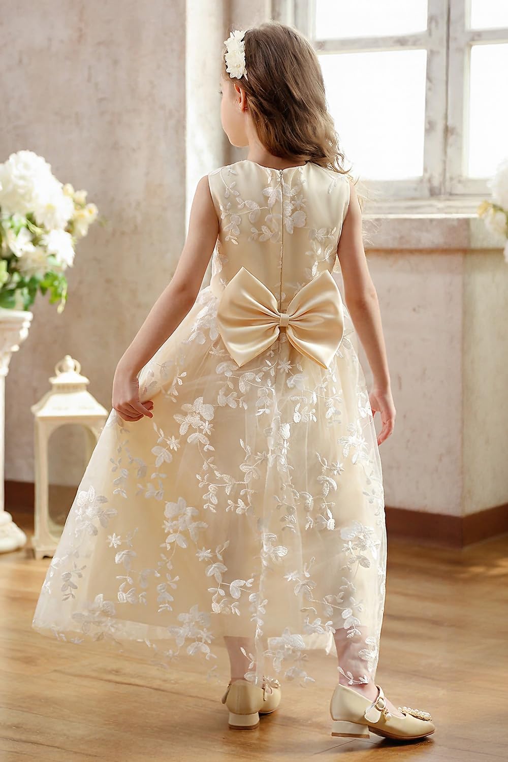 Aibaowedding Boho A-Linie Kommunionkleid Mädchen Spitze mit Satin Gürtel | Spitzenkleid mit floraler Stickerei, Rundhalsausschnitt und Satin-Gürtel, Kommunion und Blumenmädchenkleid für Mädchen