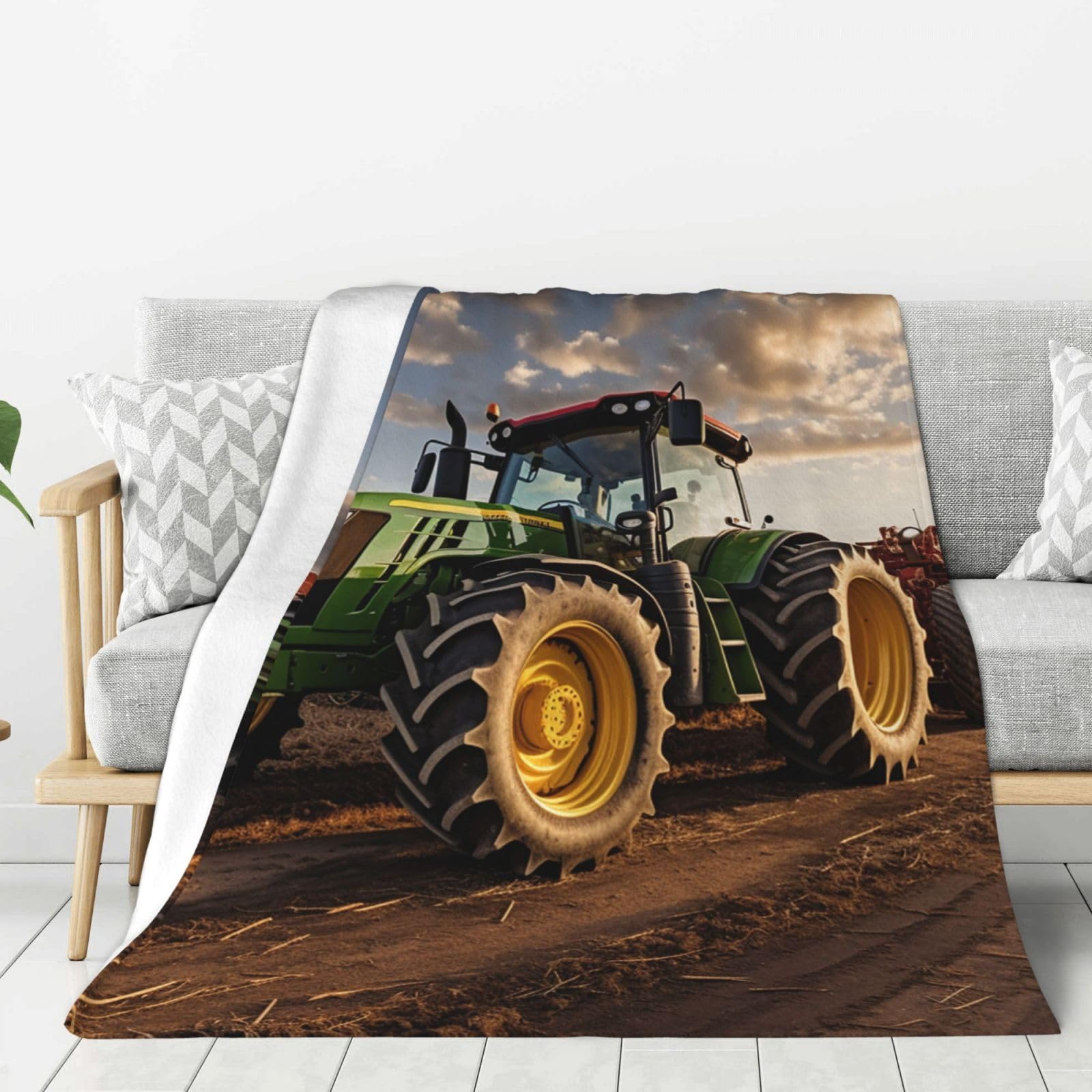 Couverture polaire plaid tracteur doux pour vos soirées cinéma sur le canapé