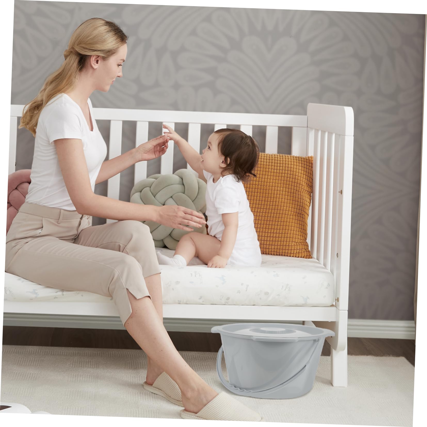 Healeved Pot De Chambre Adulte avec Couvercle Et Poignée Urinoir Portable De Nuit en Plastique Compact pour Personnes Âgées Et Aide À La Mobilité
