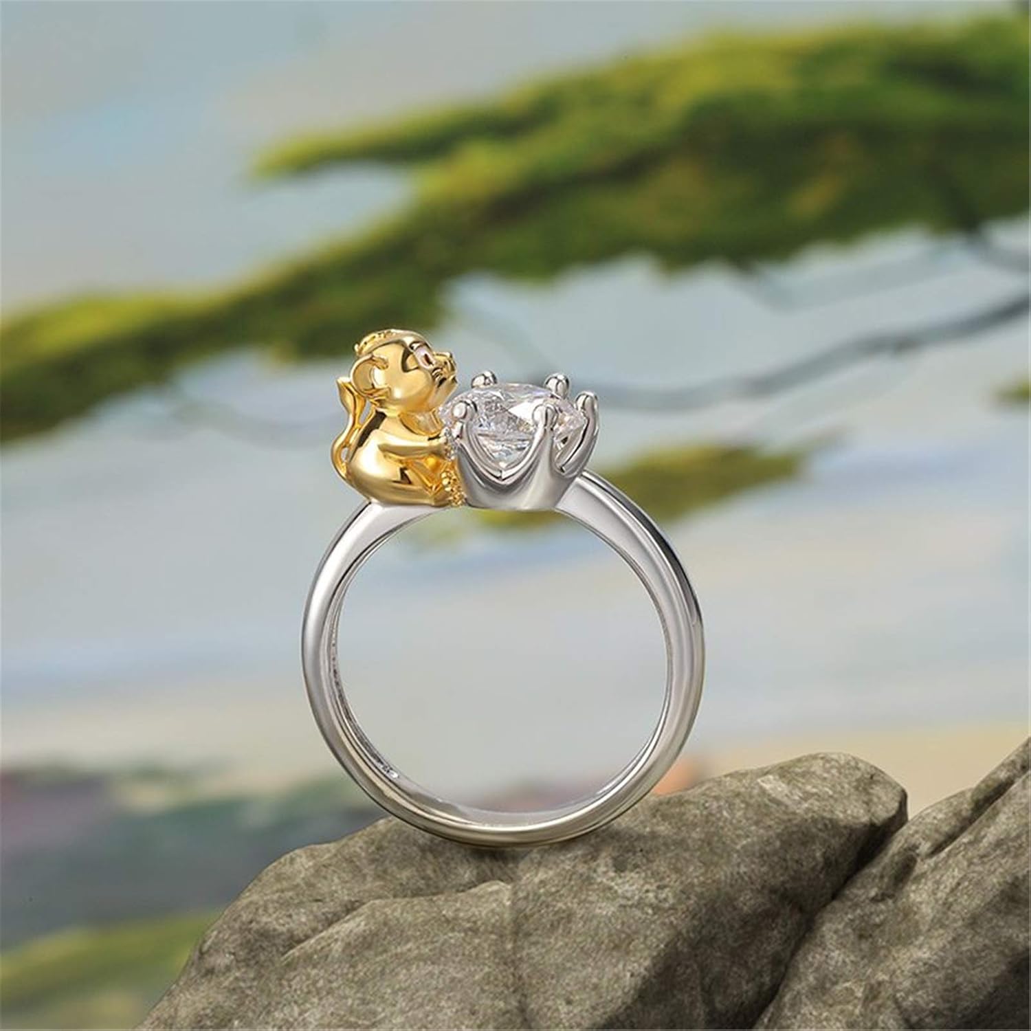 Jeulia Hug Me King of The Jungle Lion Crown Round Cut Sterling Silver Ring for Women Wife Girlfriend Engagement Wedding Anniversary Christmas Birthday with Jewelry Box