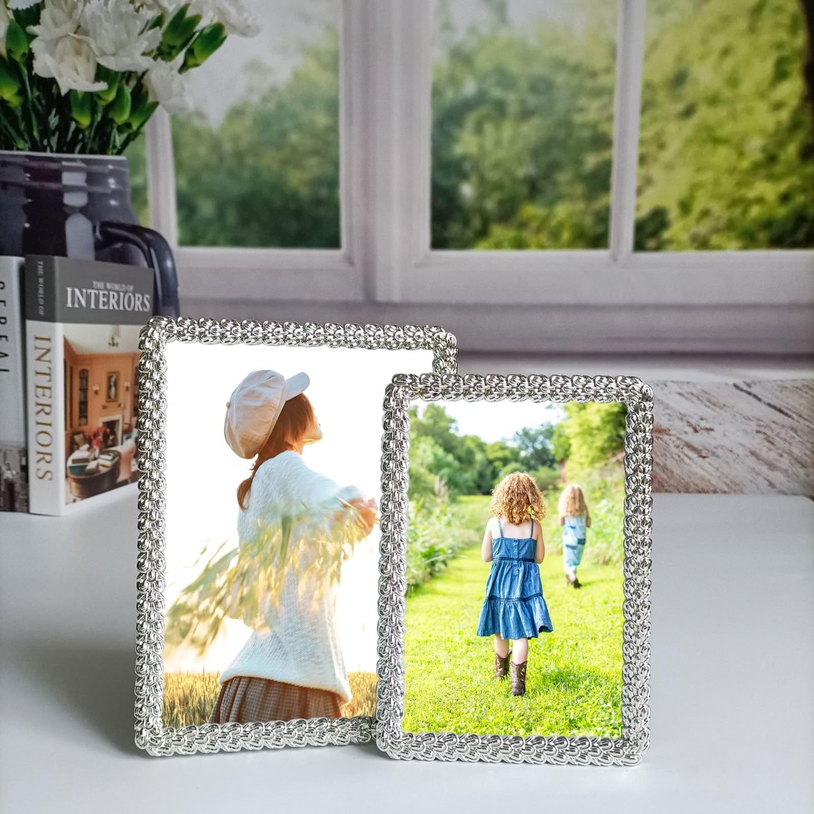 Bilderrahmen Silber, Fotogröße 12.5x17.5 CM Tischplatte Elegant Fotorahmen mit Passepartout Horizontal/Vertikal, Rechteck Kratzfestes Posterrahmen Metall für Wohnzimmer, Schlafzimmer