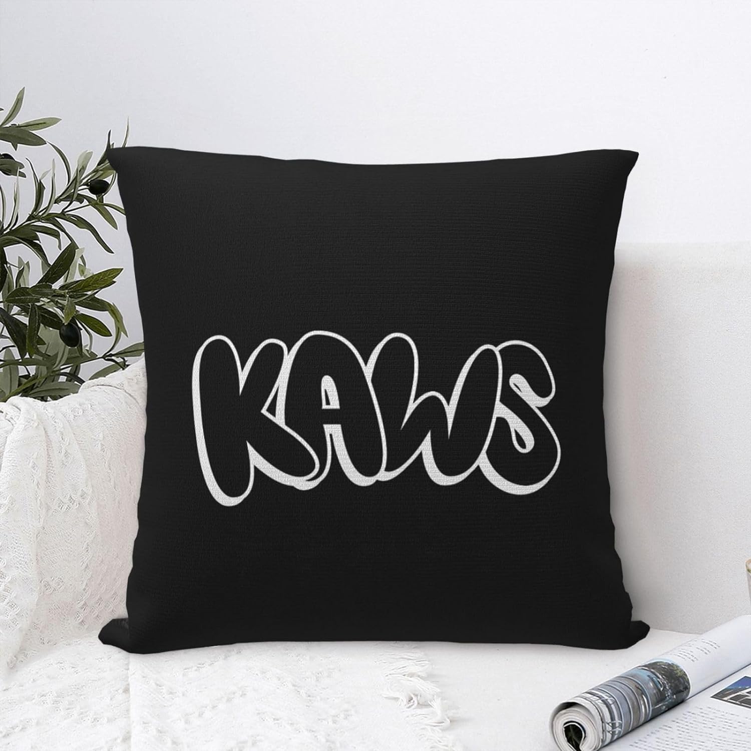 Amazon｜Kaws 枕カバー 40×40cm ピローケース 防ダニ 抗菌 防臭 肌に 