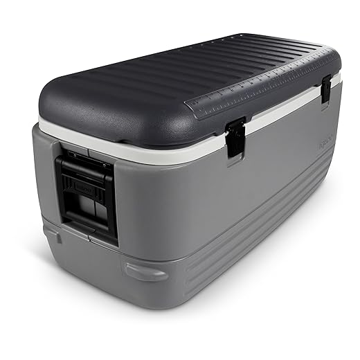 Igloo Hard Cooler | Polar & Party Bar Series | Insulated Ice Chests